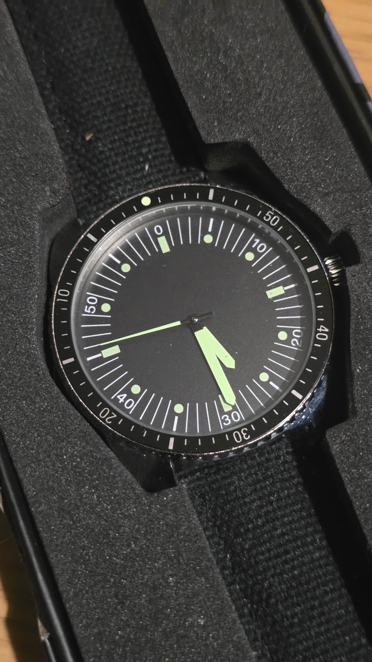 Eaglemoss Collections Replica 1980's Australian Seamans Watch - New - No 57