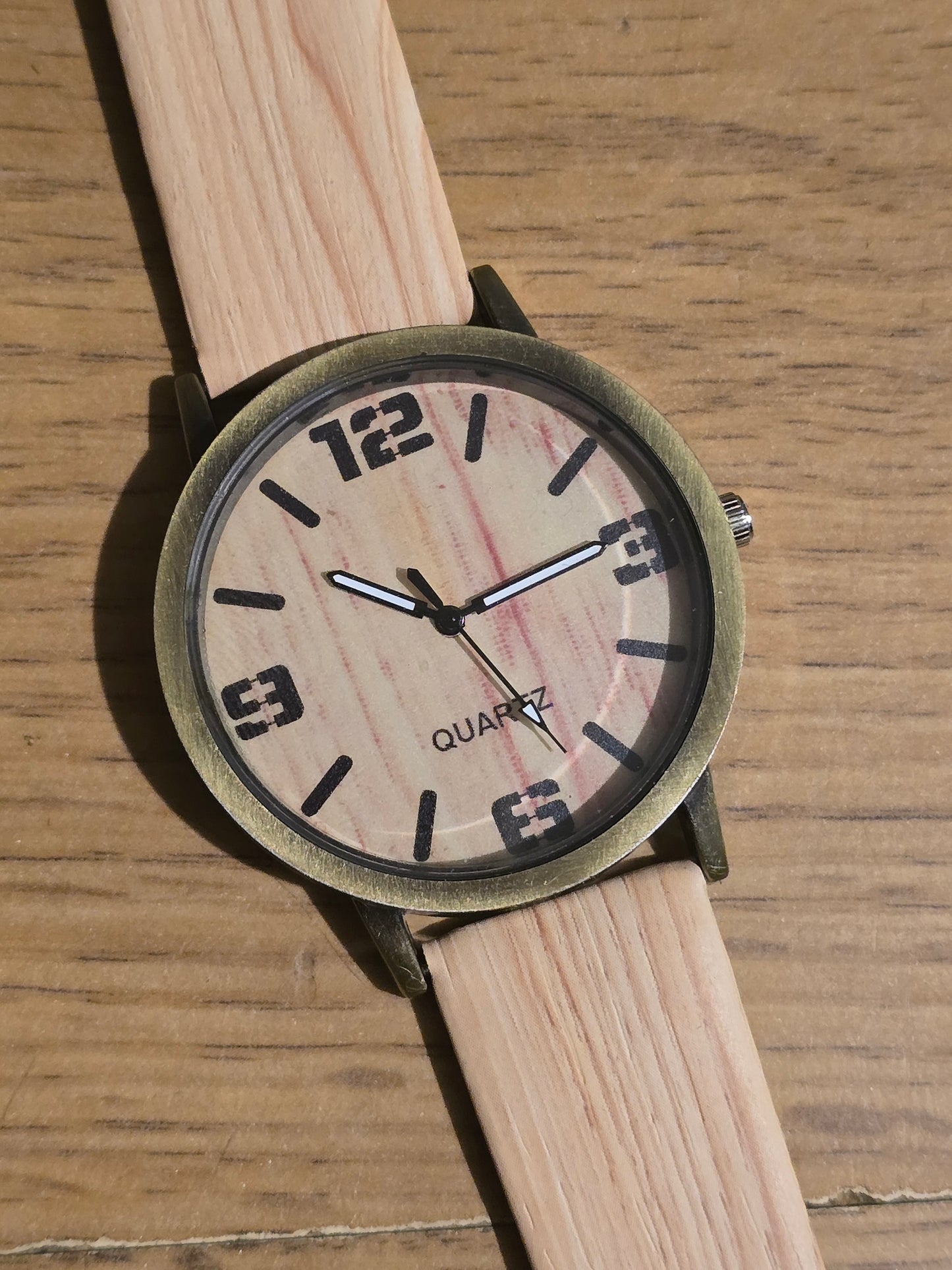 Wooden Style Unisex Quartz Watch - New