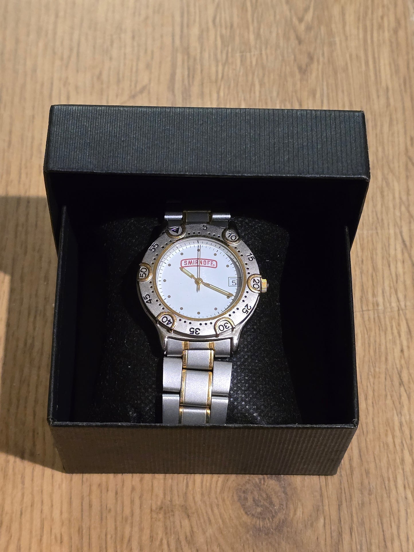 Smirnoff Ladies / Unisex Quartz Watch - Pre-owned