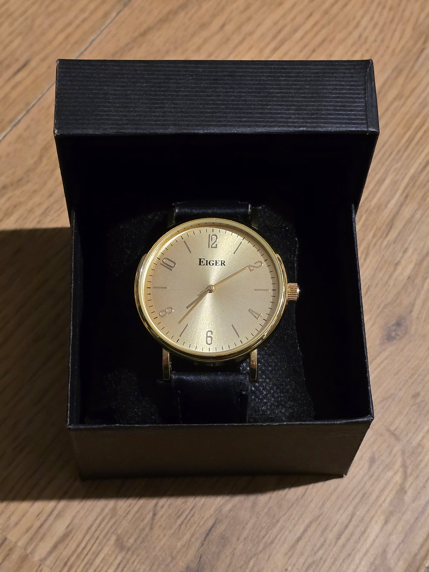 Eiger Mens Gold Coloured Quartz Watch - New