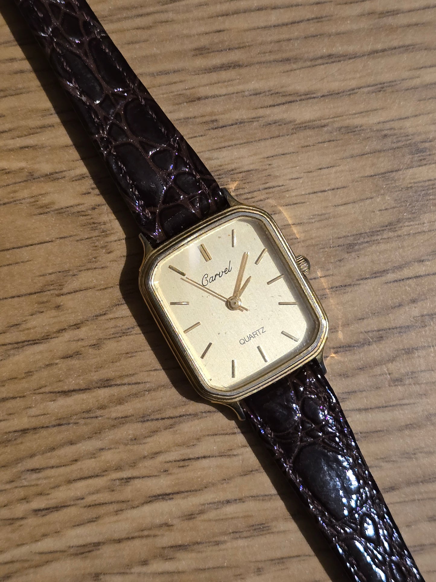 Carvel Gold Coloured Ladies Quartz Watch - Pre-owned