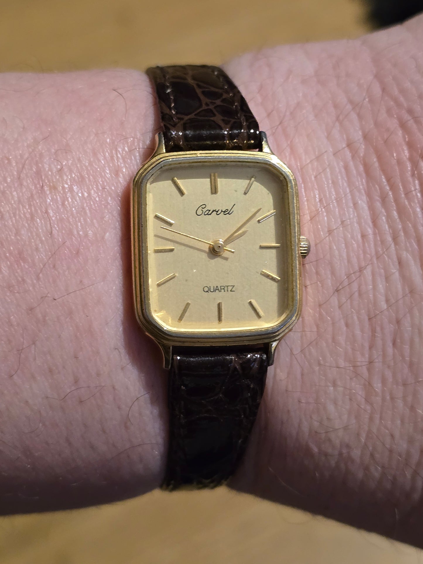 Carvel Gold Coloured Ladies Quartz Watch - Pre-owned