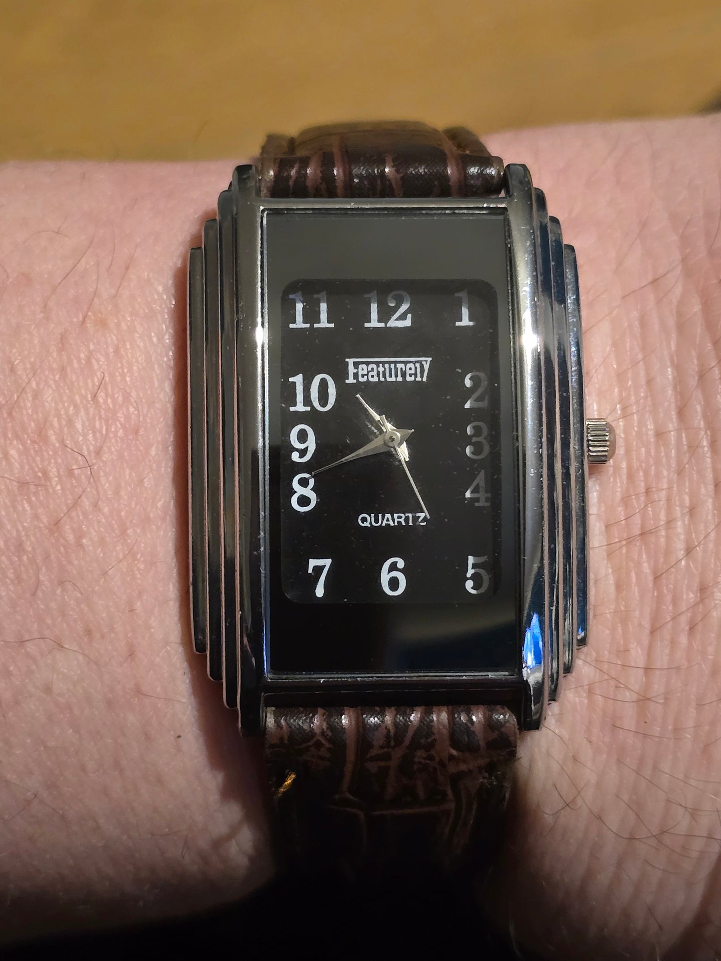 Feature17 Ladies Quartz Watch - Pre-owned