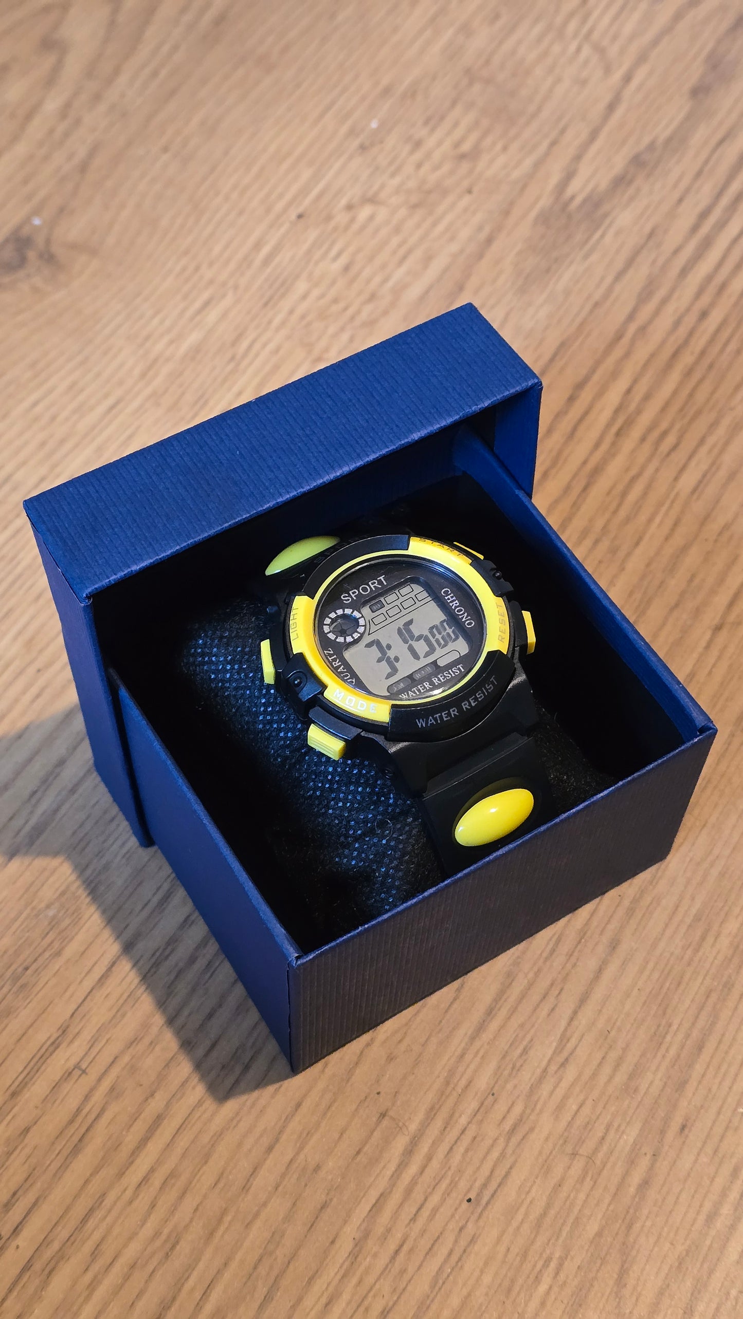 WYW Digital Sports Watch - Unisex - Yellow - New