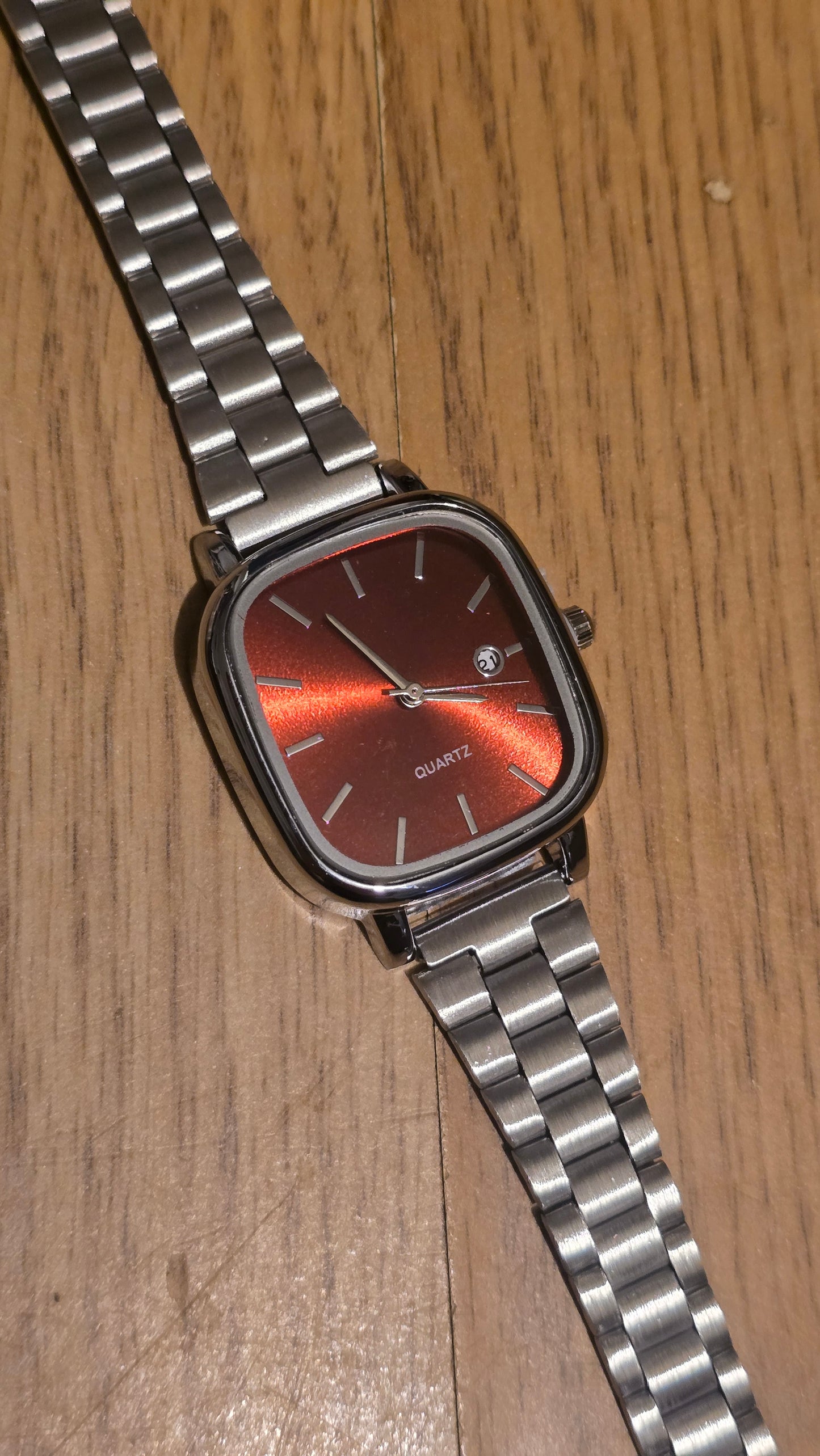 Ladies Quartz Watch - Red - New