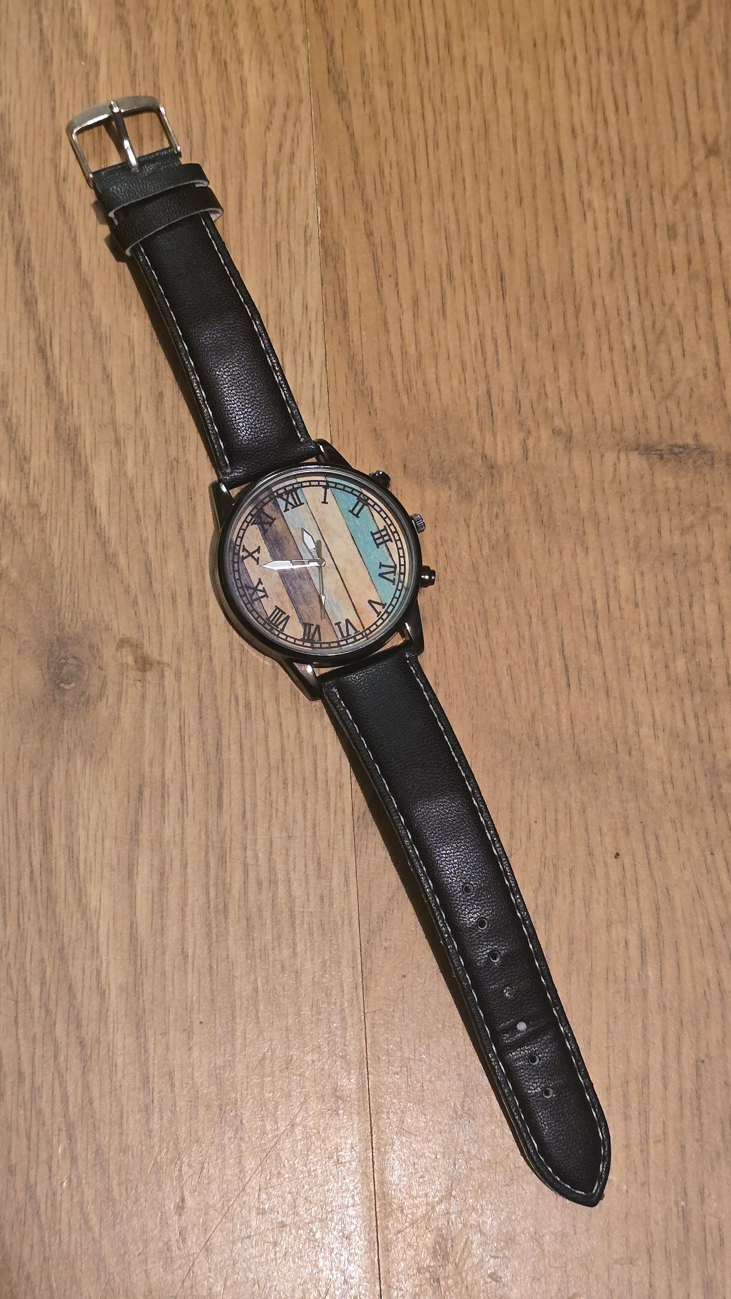 Ladies / Unisex Quartz Watch - New