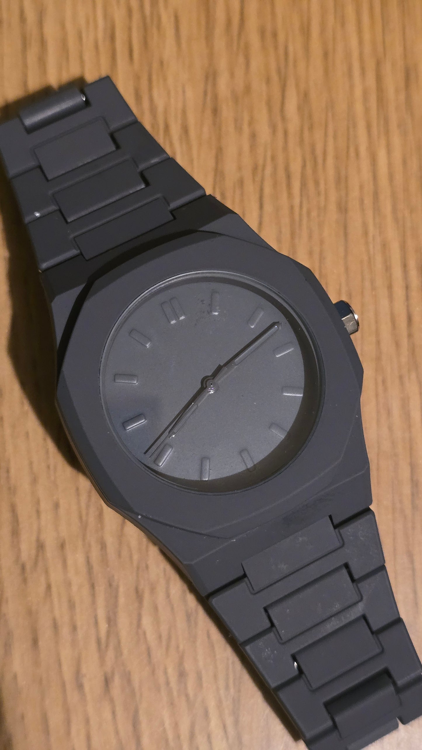 Mens / Unisex Grey Quartz Watch - New