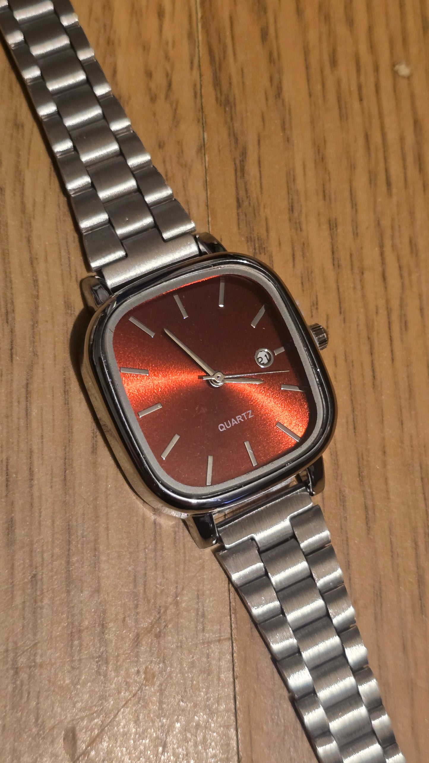 Ladies Quartz Watch - Red - New