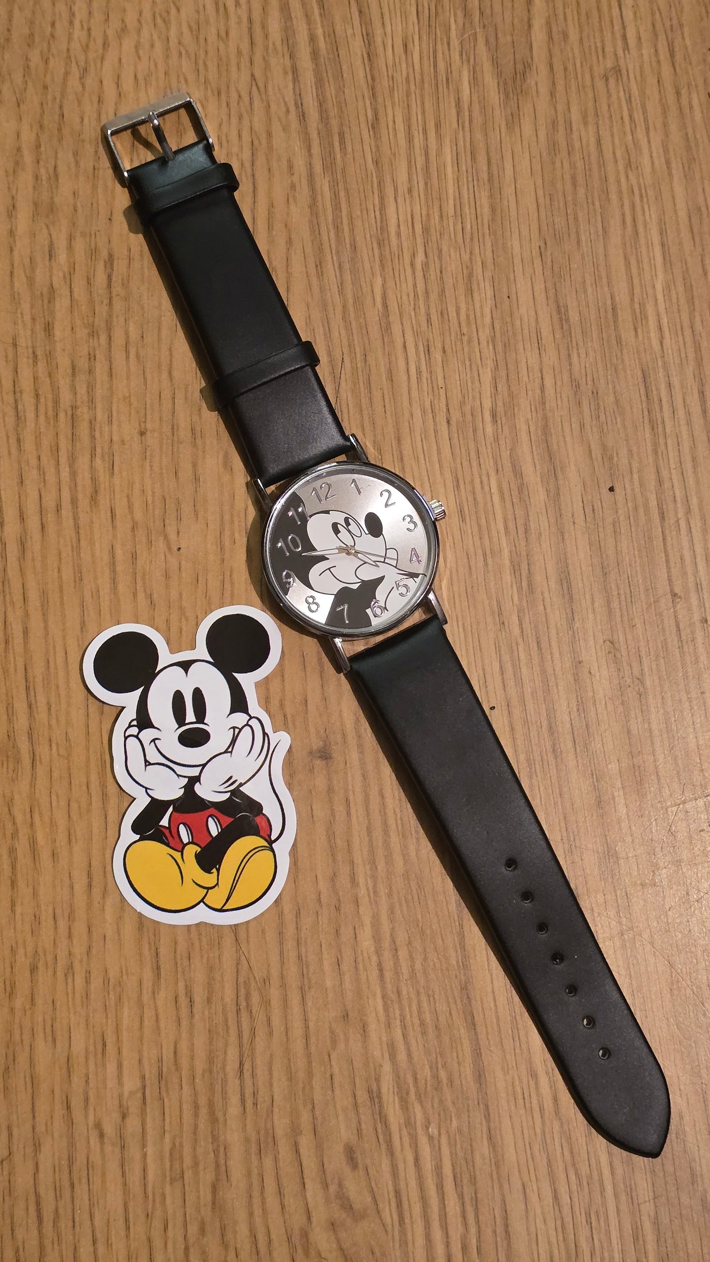 Disney Mickey Mouse Mens / Unisex Quartz Watch - New
