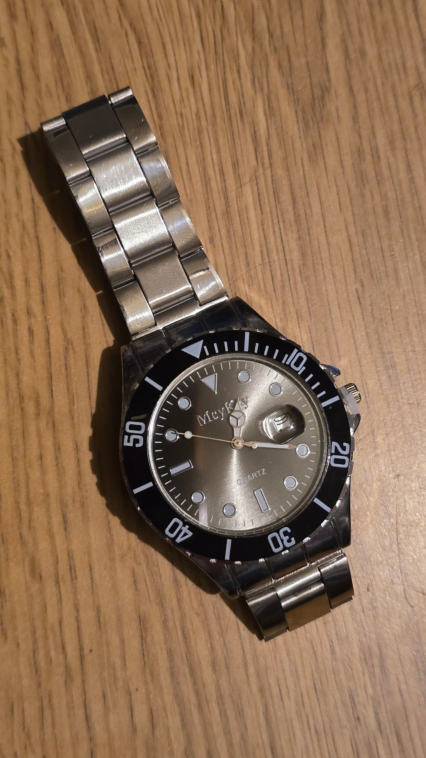 MeyKey Mens Quartz Watch - Black - New