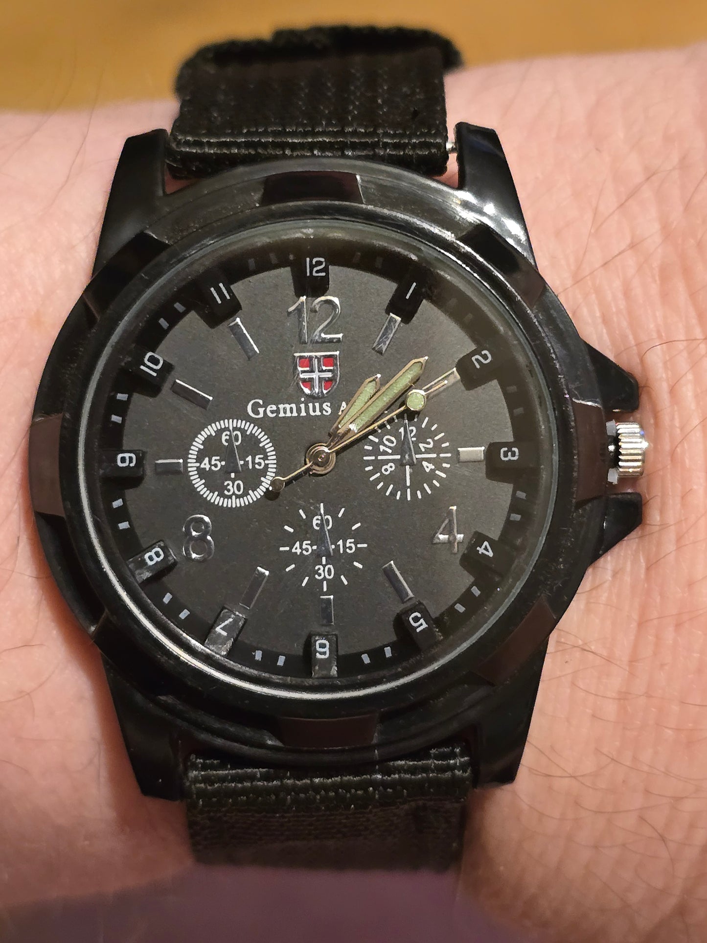 Gemius Army Unisex Quartz Watch - Black - New