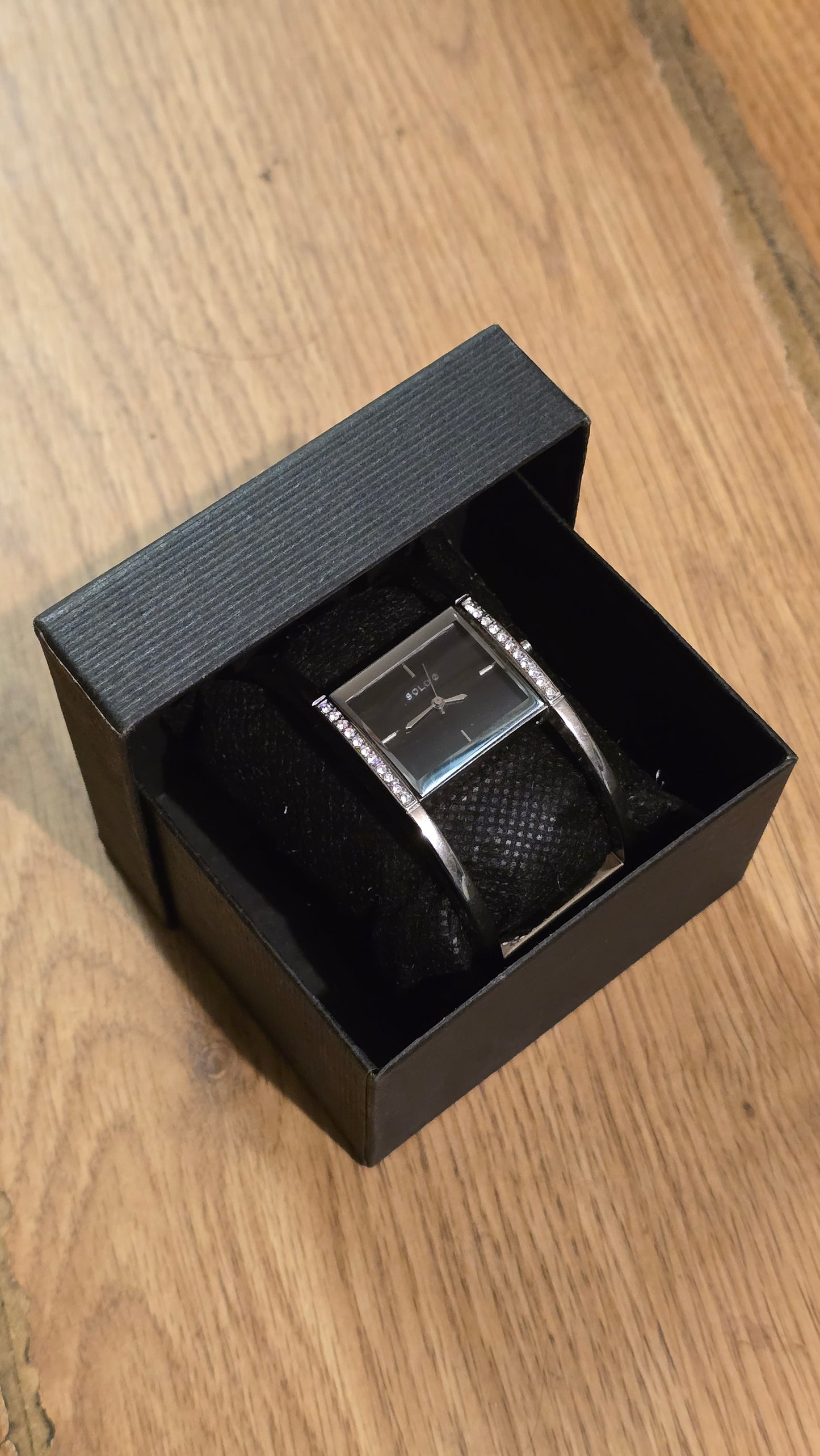 Solo Ladies Quartz Dress Watch - Pre-owned