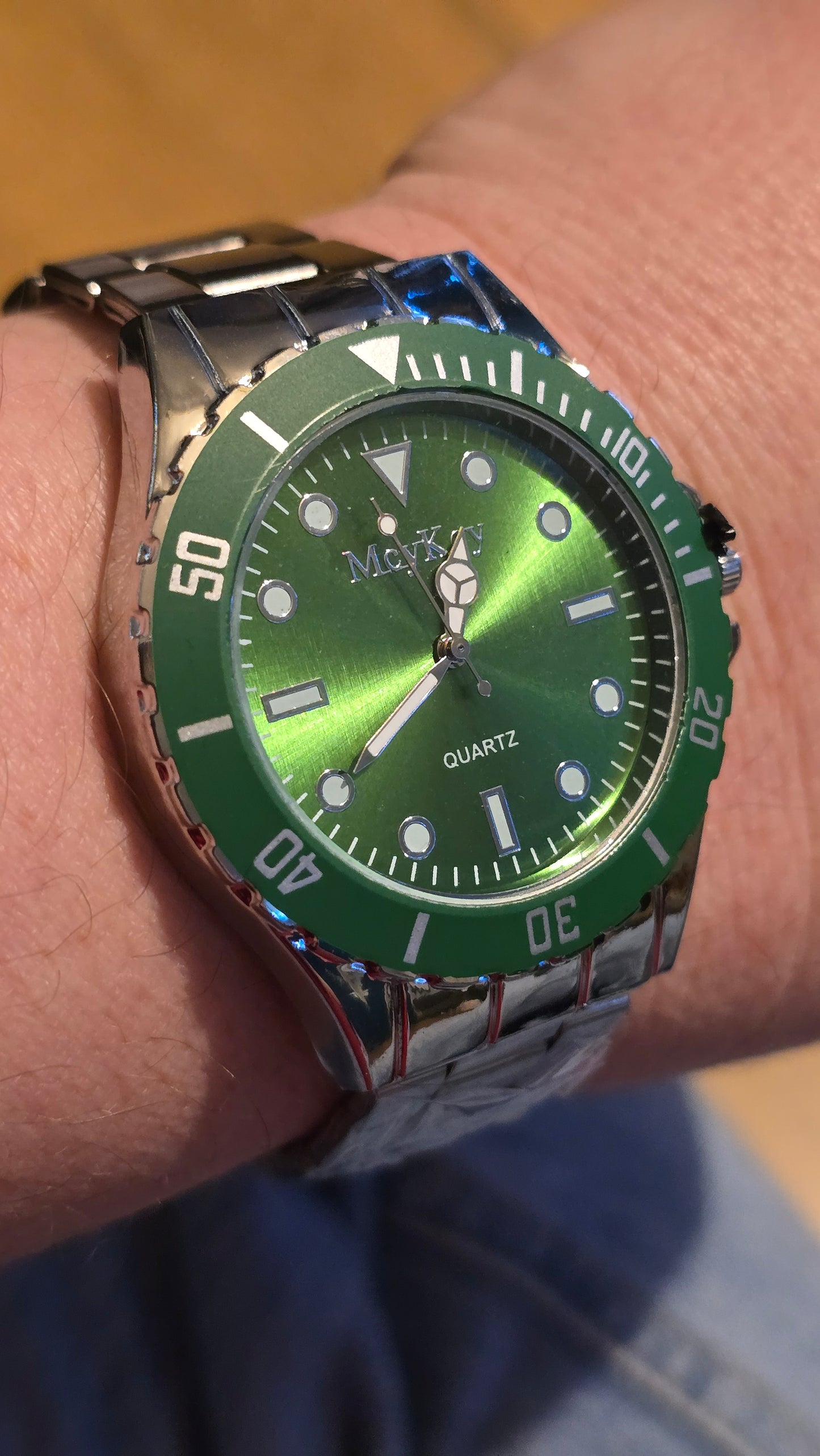 MeyKey Mens Quartz Watch - Green - New