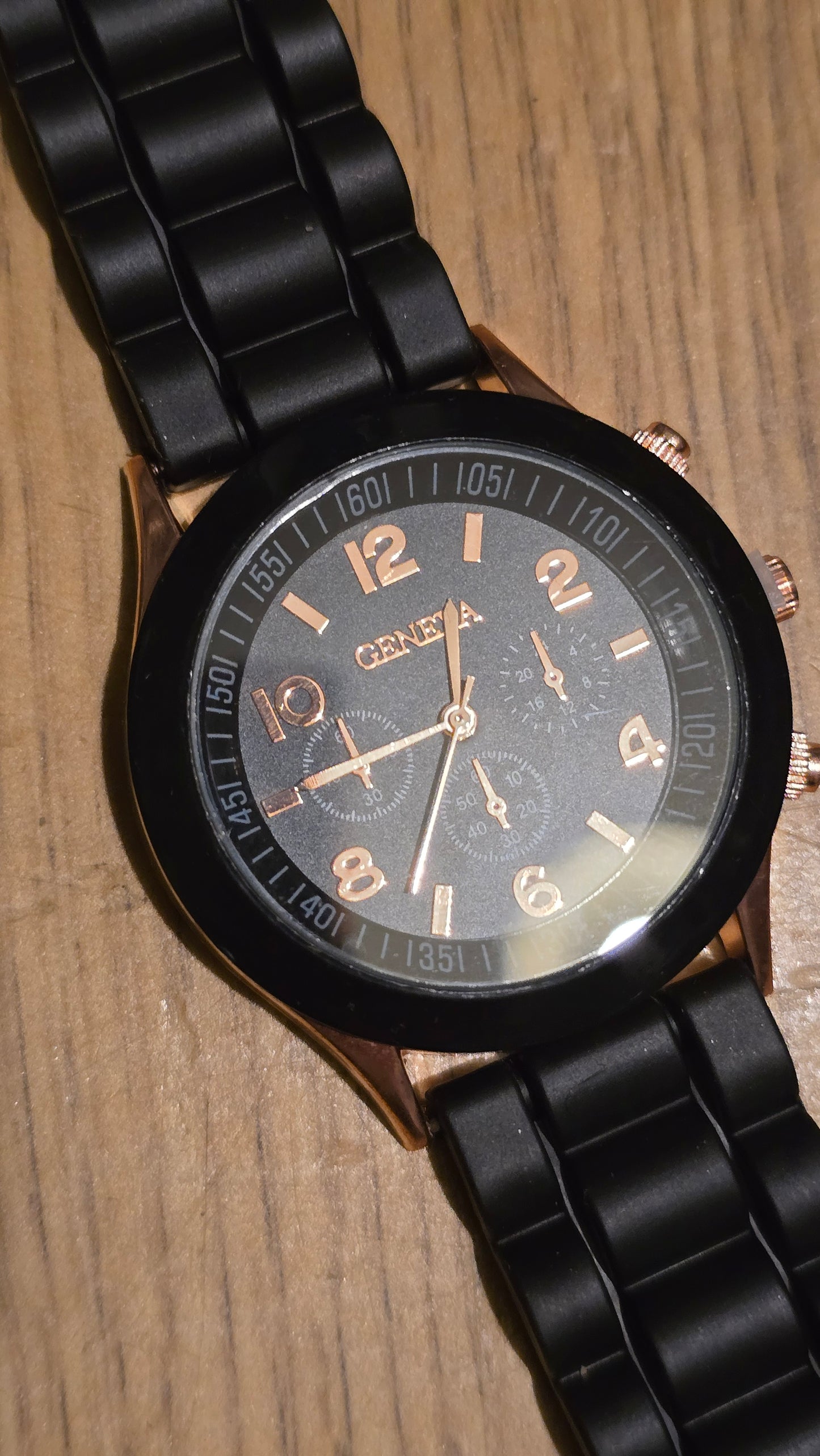 Geneva Ladies Quartz Watch - Black - New
