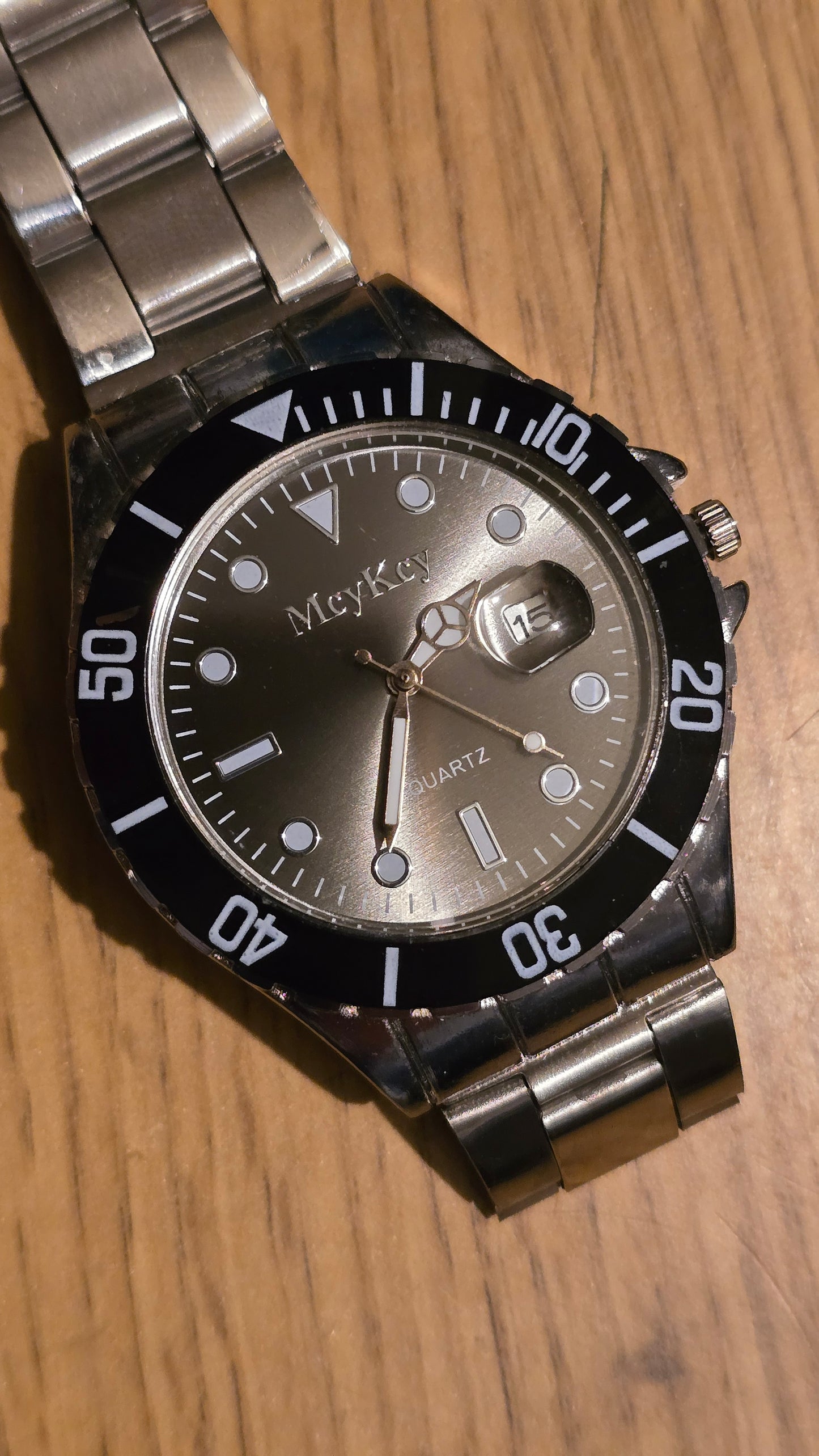 MeyKey Mens Quartz Watch - Black - New