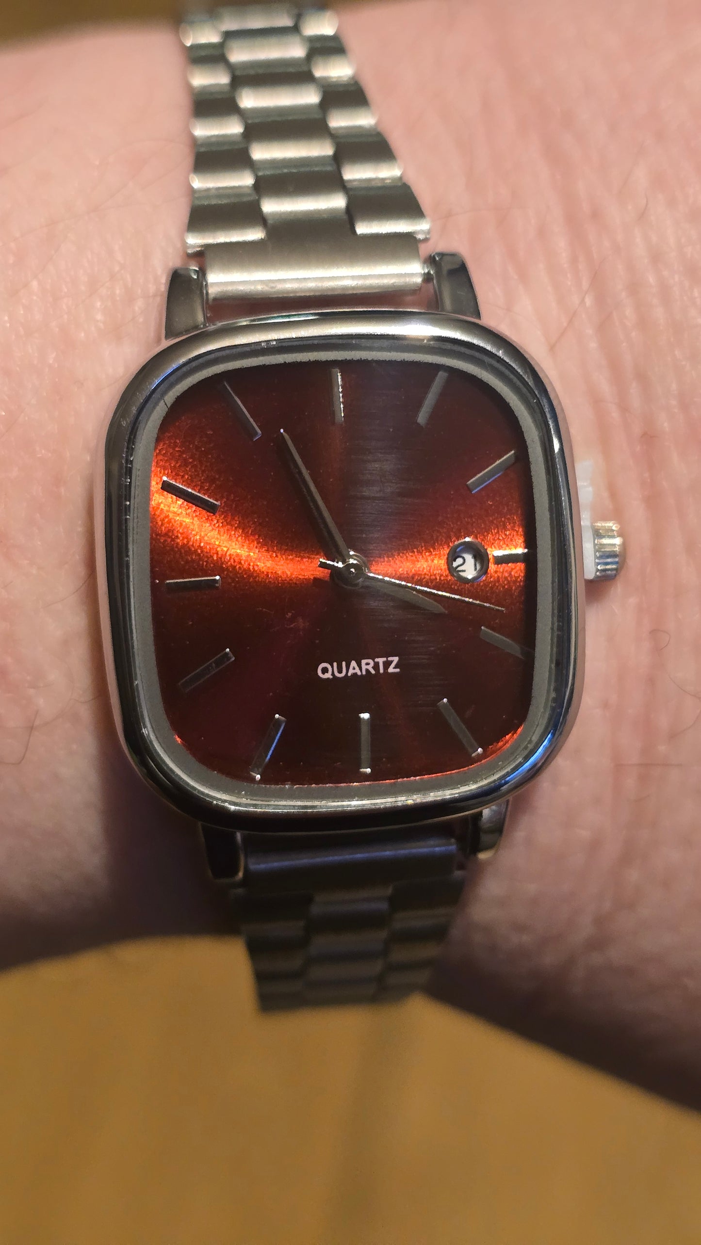 Ladies Quartz Watch - Red - New