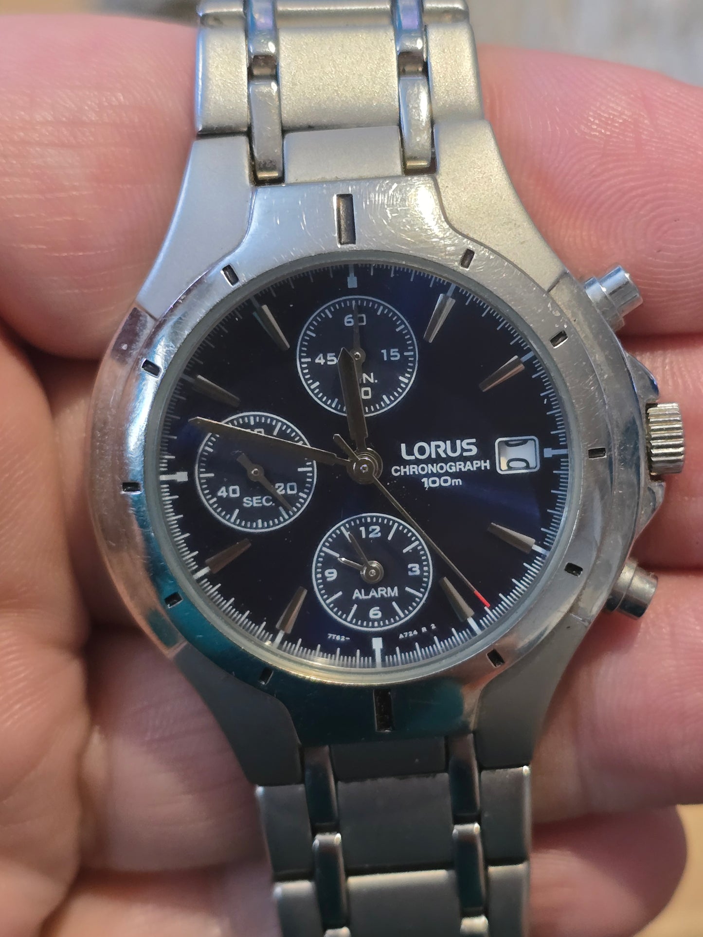 Lorus Mens Chronograph Quartz Watch - pre-owned - 1