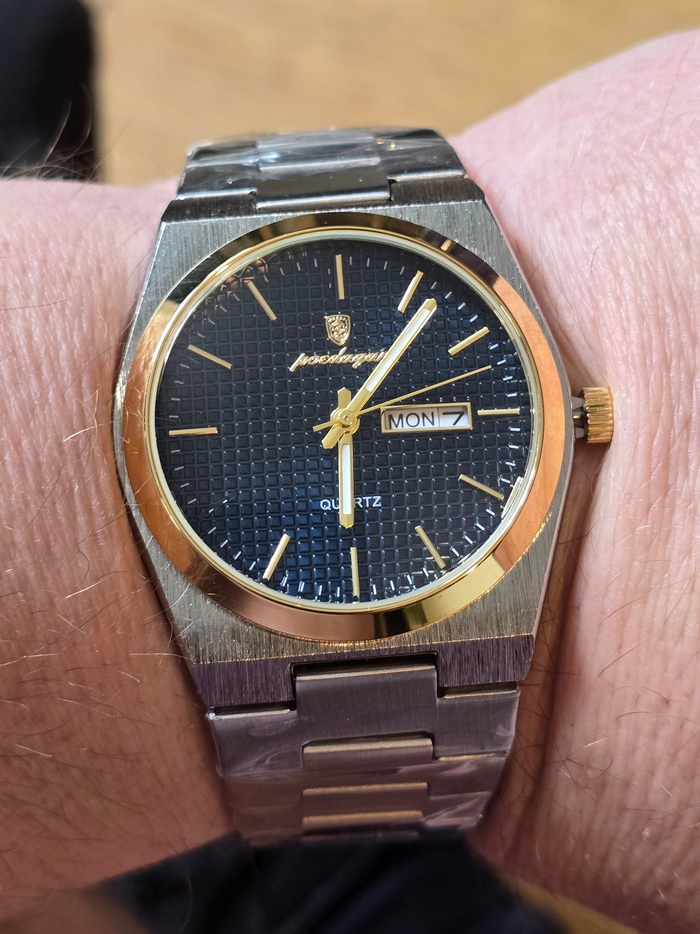 Poedagar Bi-Colour Mens Quartz Watch - New - 1