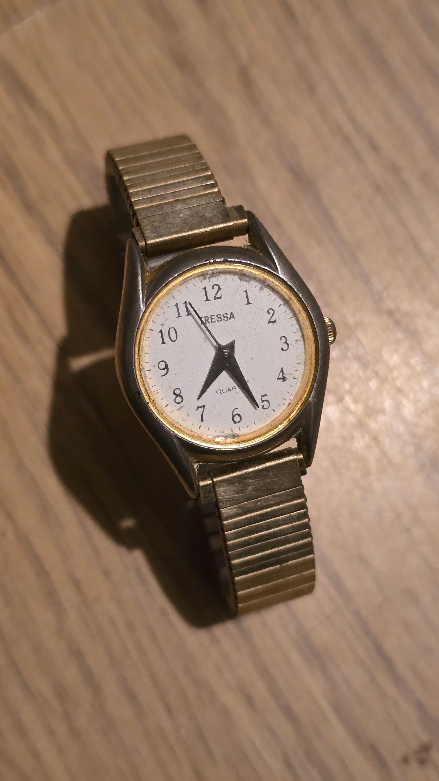 Tressa Vintage Ladies Quartz Watch - Pre-owned