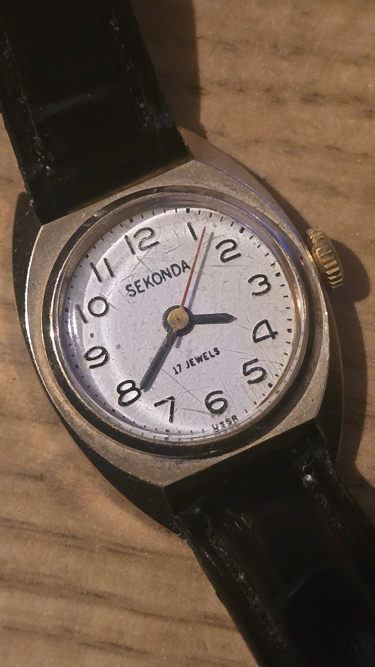 Sekonda Vintage Ladies Mechanical Wind-up Watch - 1