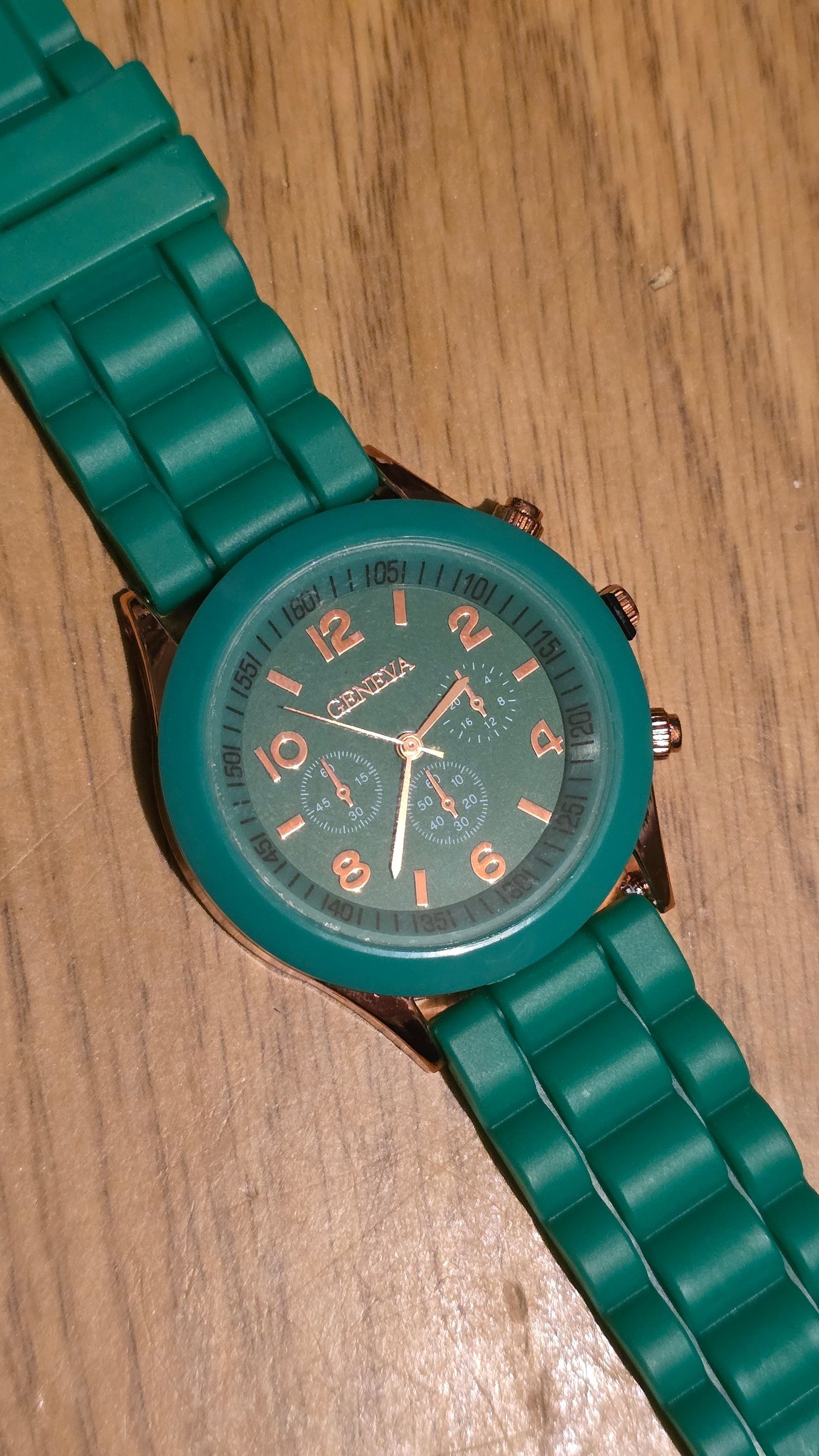 Geneva Ladies Quartz Watch - Green - New