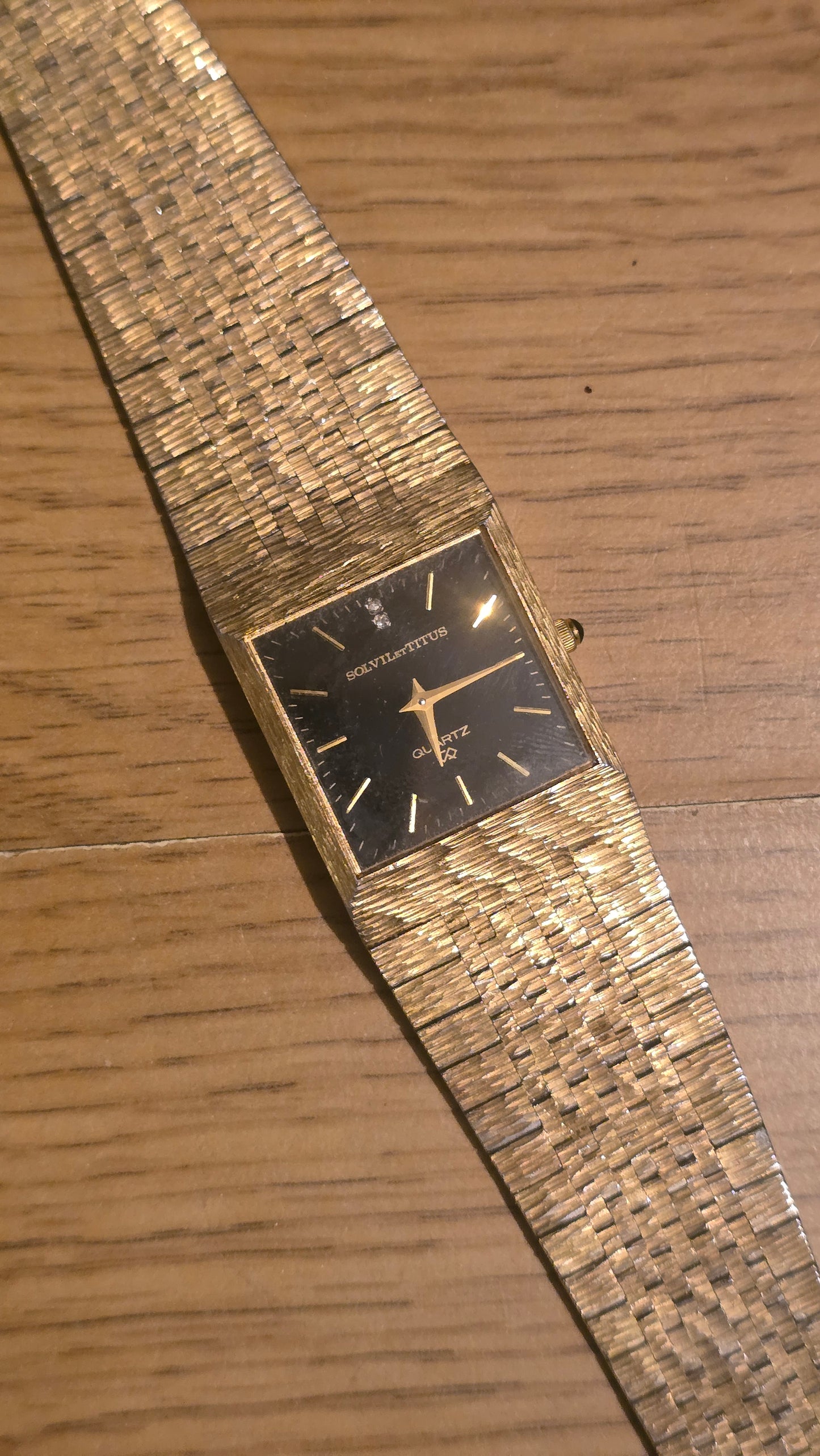 Solvil et Titus Ladies Quartz Watch - Pre-owned