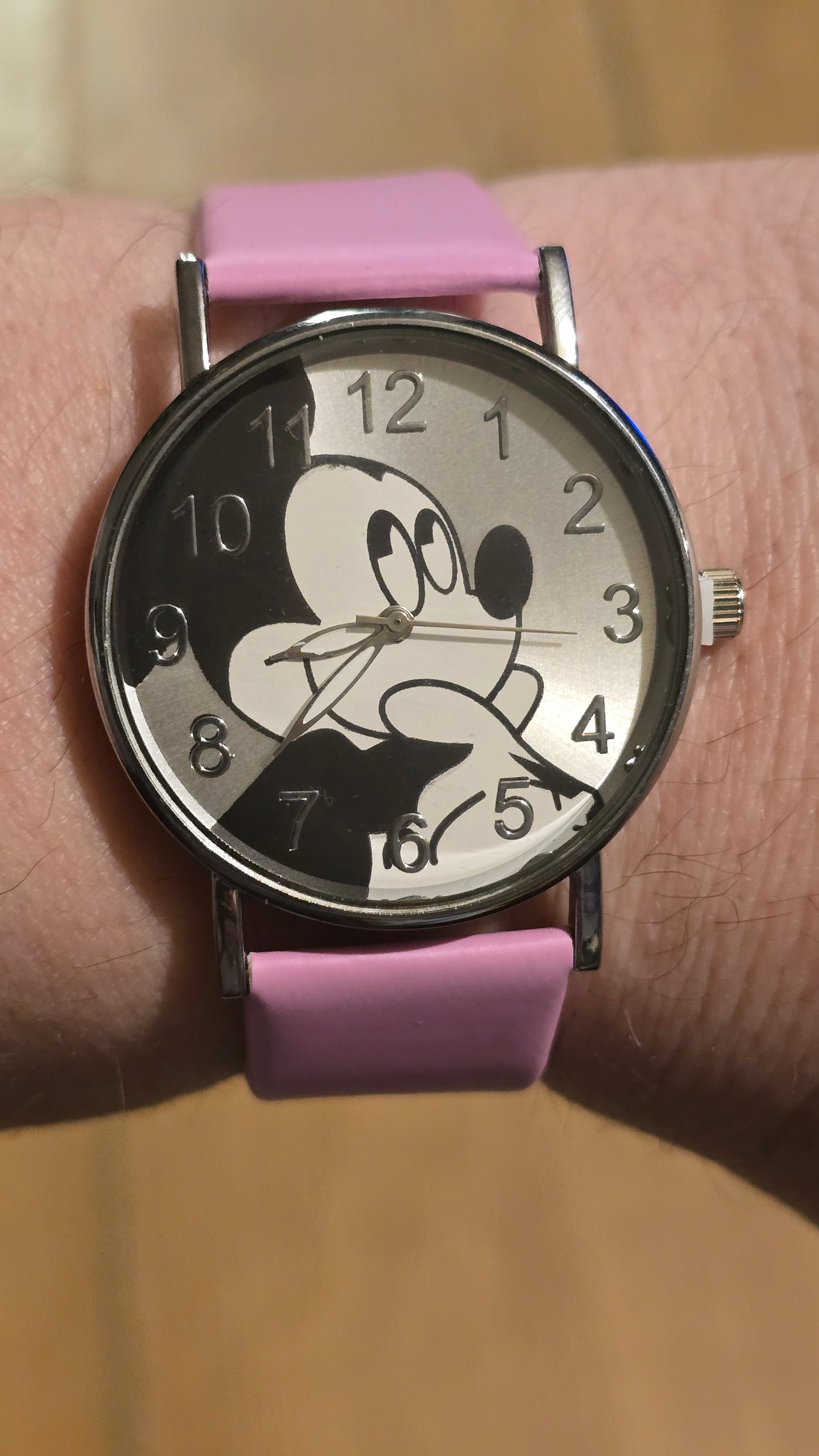 Disney Mickey Mouse Ladies / Unisex Quartz Watch - New
