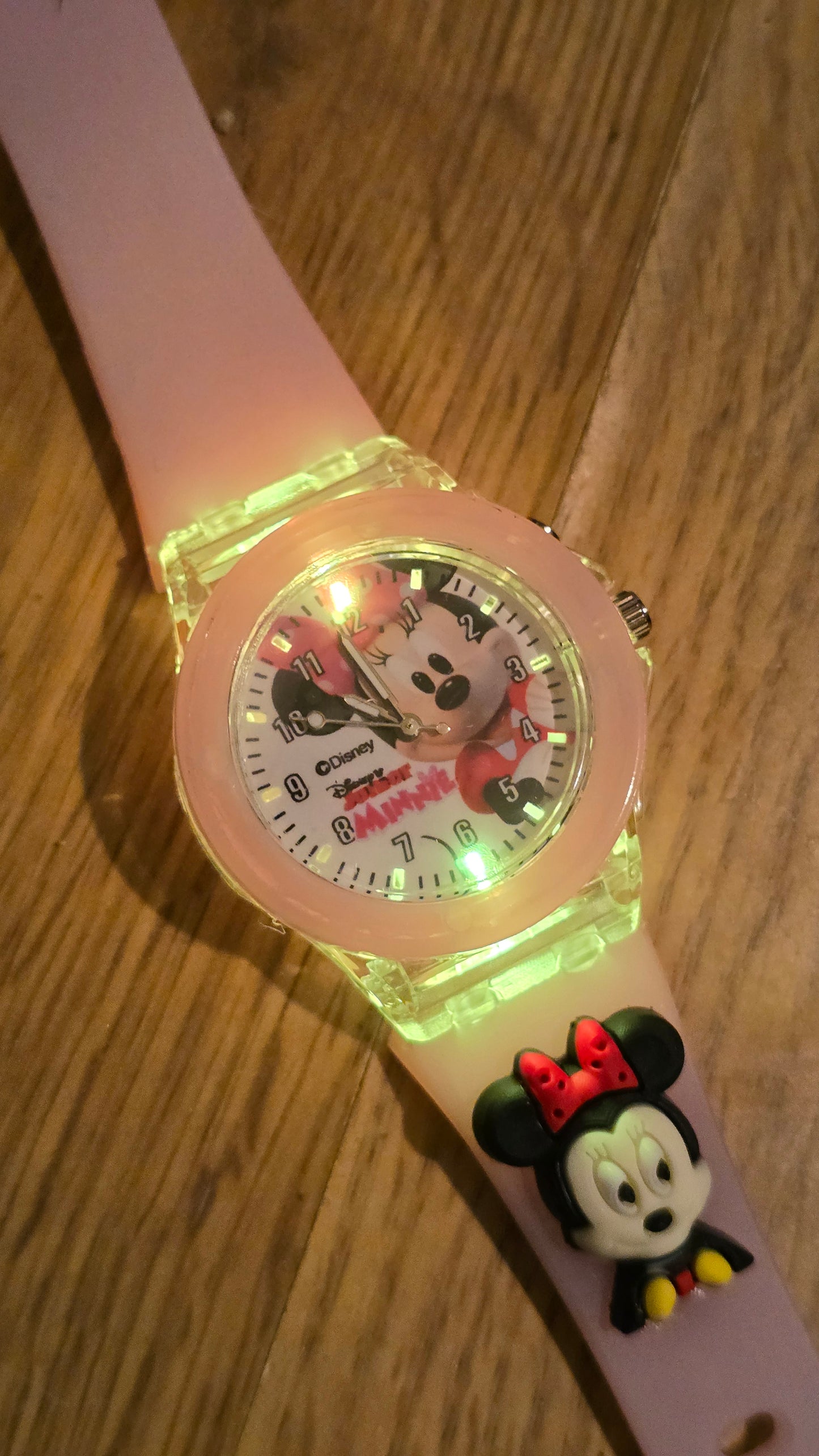 Disney Minnie Mouse Girls Quartz Watch - New