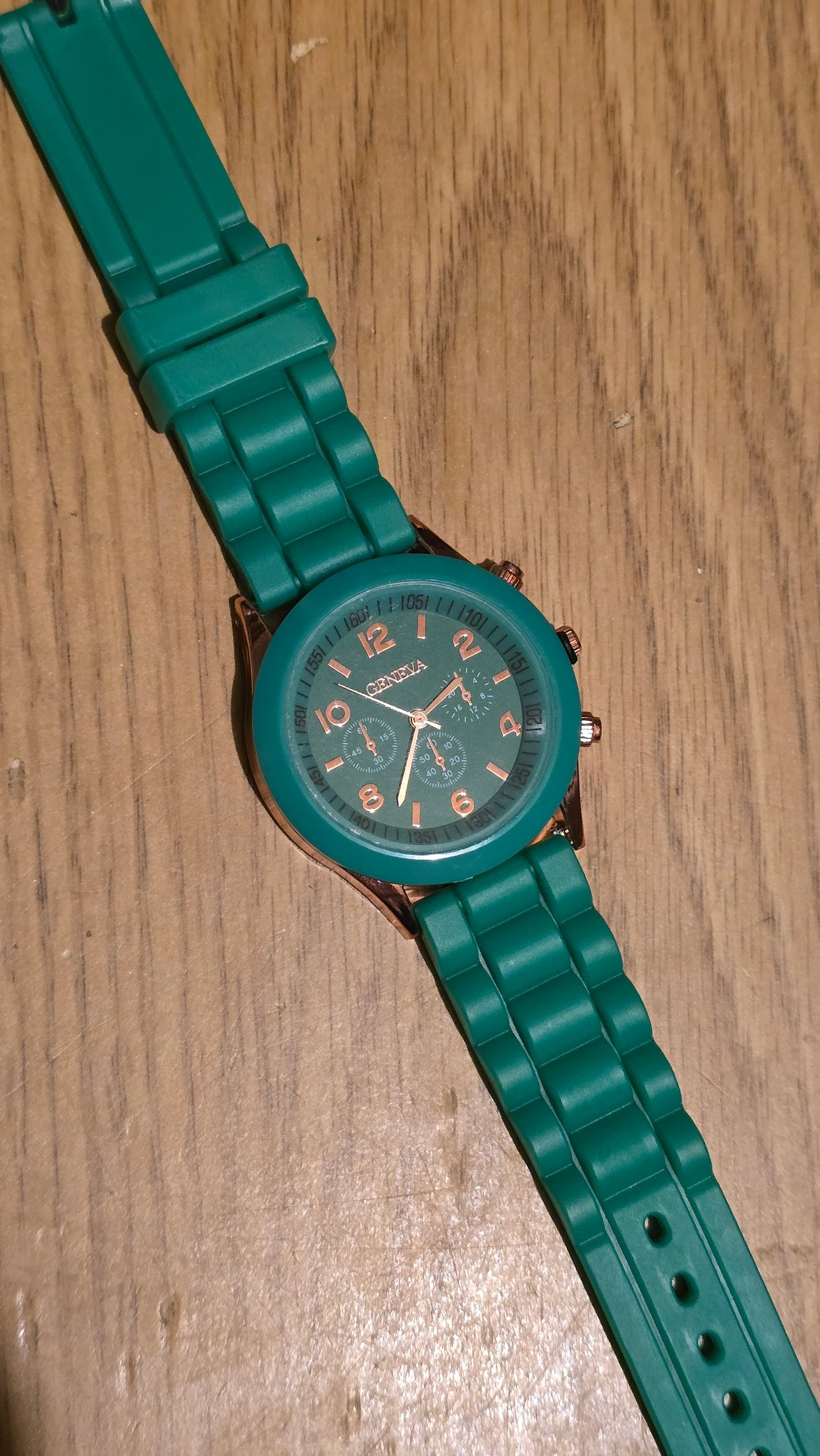 Geneva Ladies Quartz Watch - Green - New