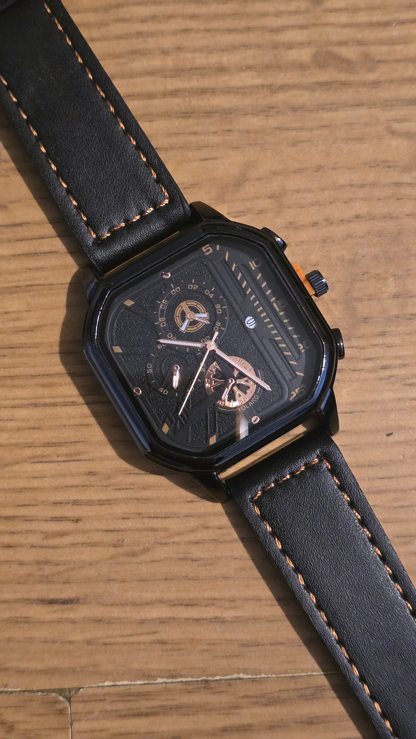 Mens Quartz Watch - New