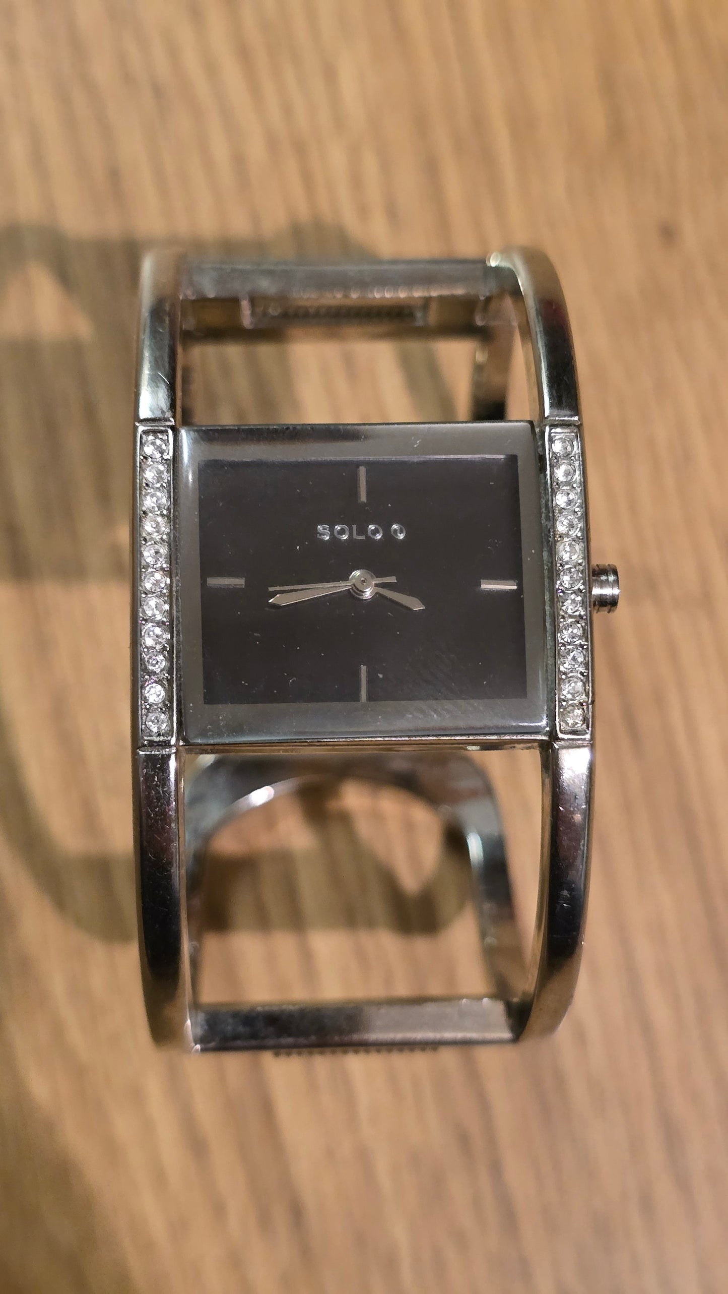 Solo Ladies Quartz Dress Watch - Pre-owned