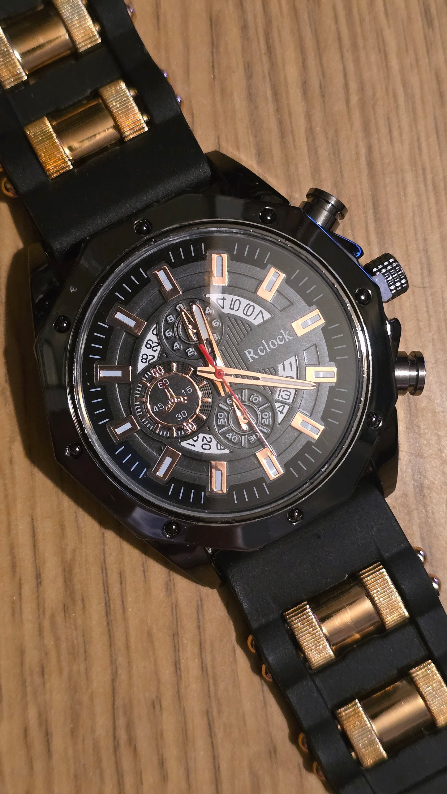 RClock Mens Quartz Watch - New