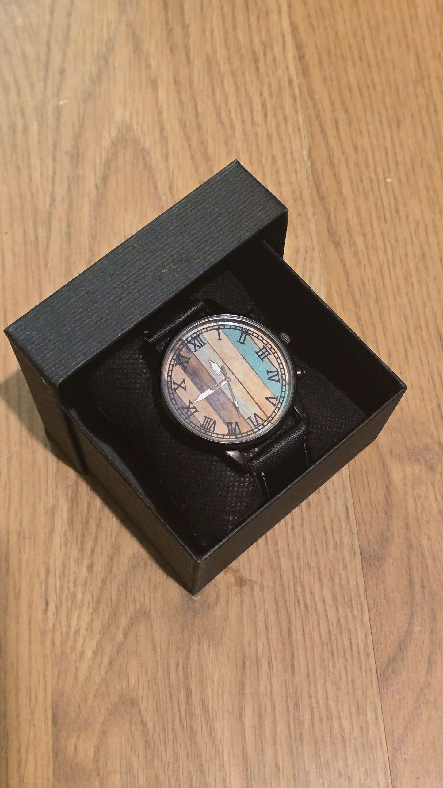 Ladies / Unisex Quartz Watch - New