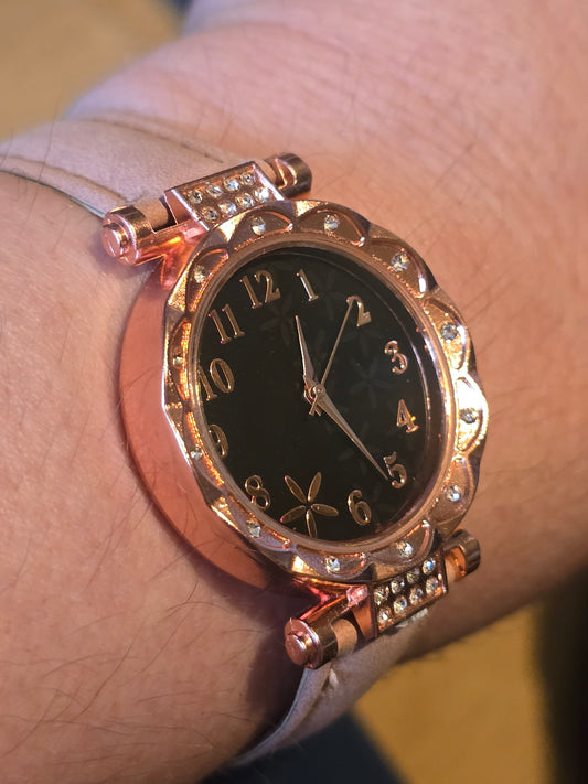 Ladies Quartz Watch - Pink - New - 1