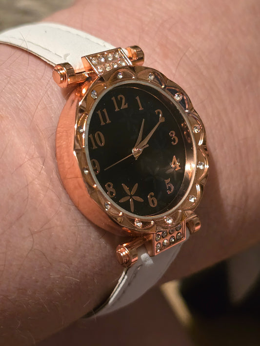 Ladies Quartz Watch - White - New - 1