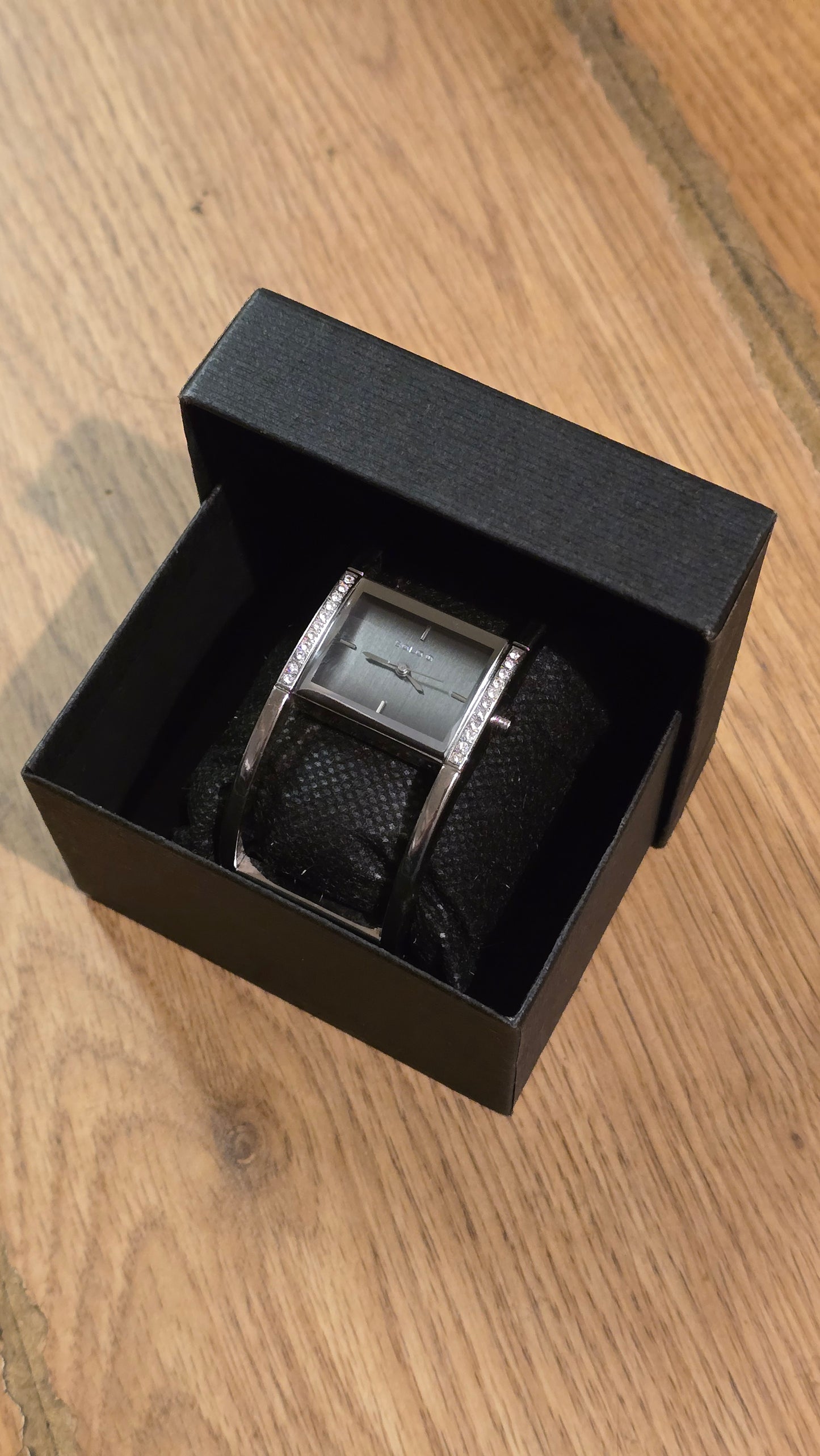 Solo Ladies Quartz Dress Watch - Pre-owned
