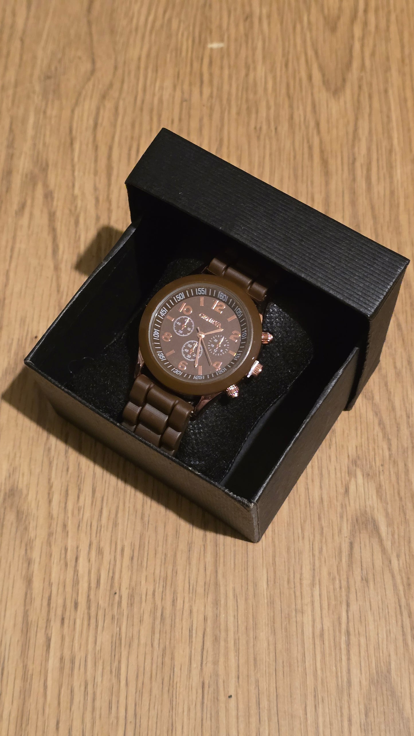 Geneva Ladies Quartz Watch - Brown - New