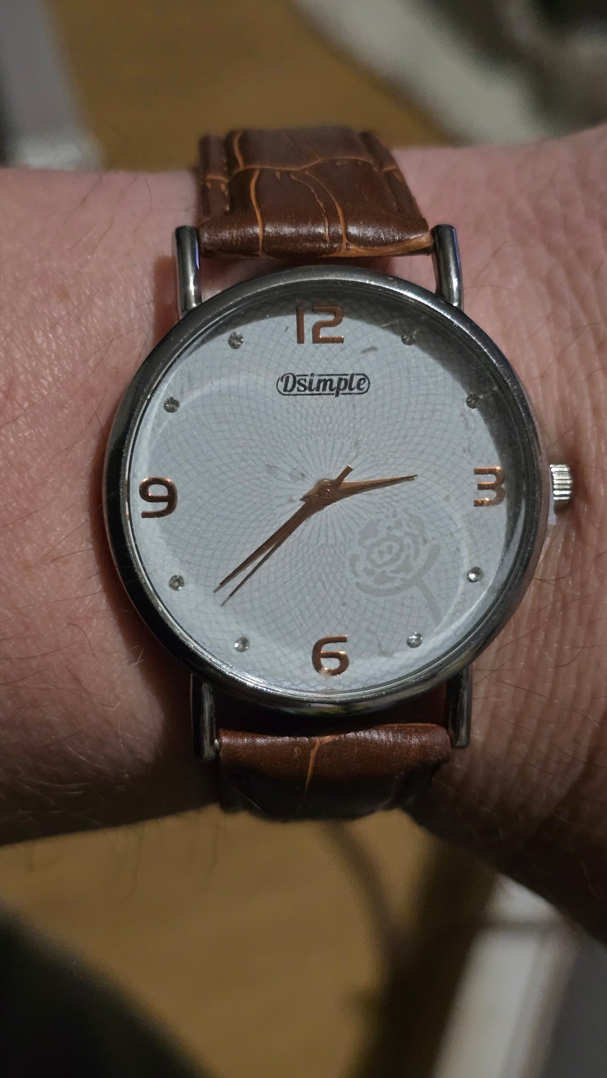 DSimple Mens Quartz Watch - New - 1