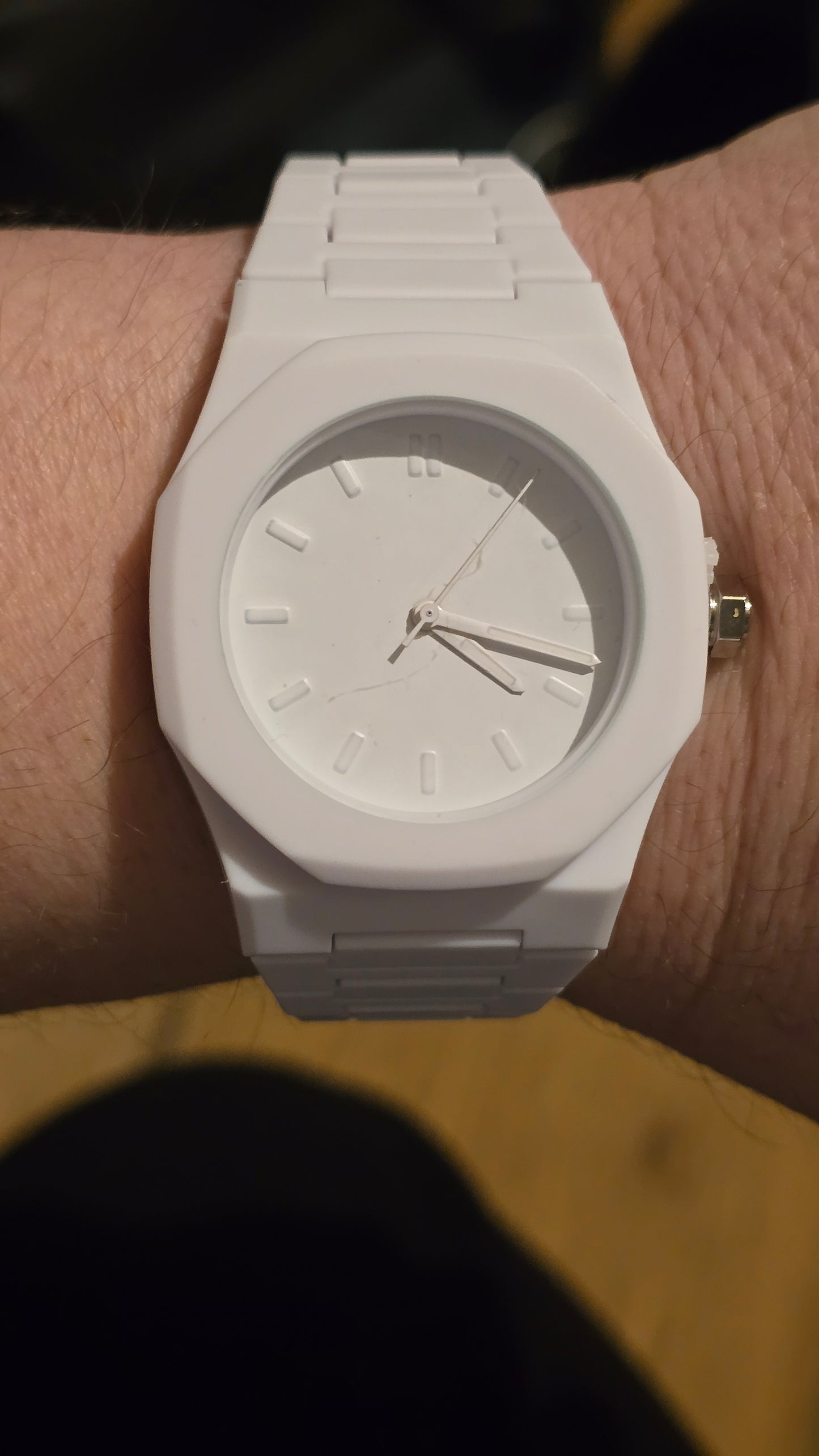 Mens / Unisex White Quartz Watch - New