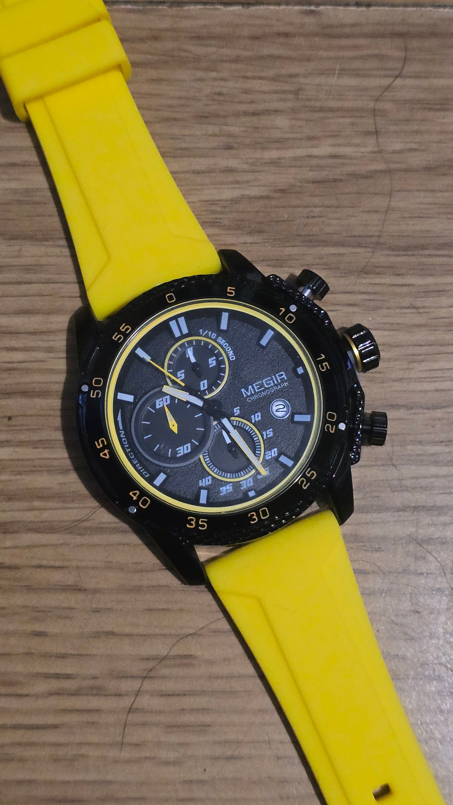 Megir Mens Chronograph Quartz Watch - New - Yellow - 1