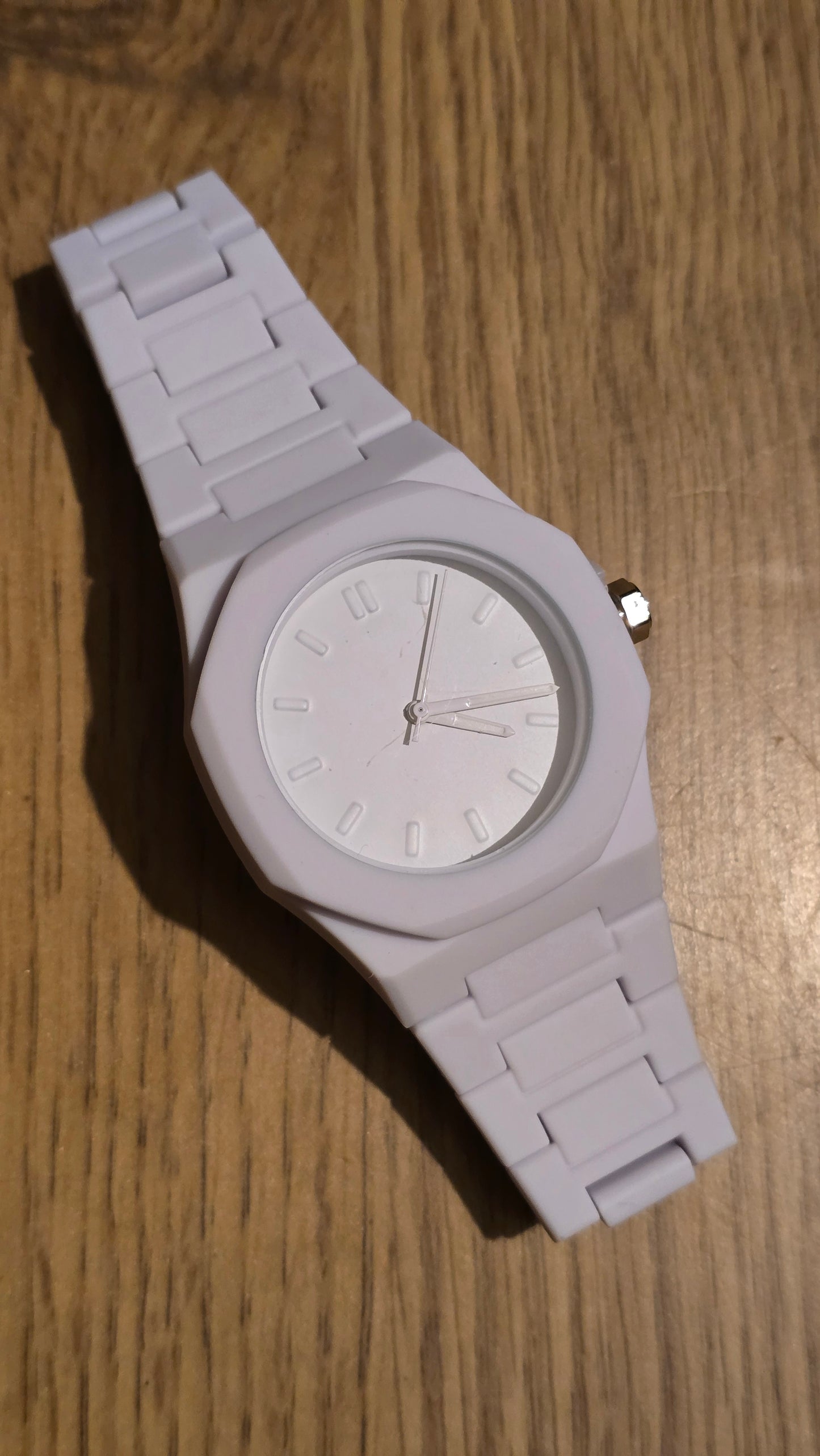 Mens / Unisex White Quartz Watch - New