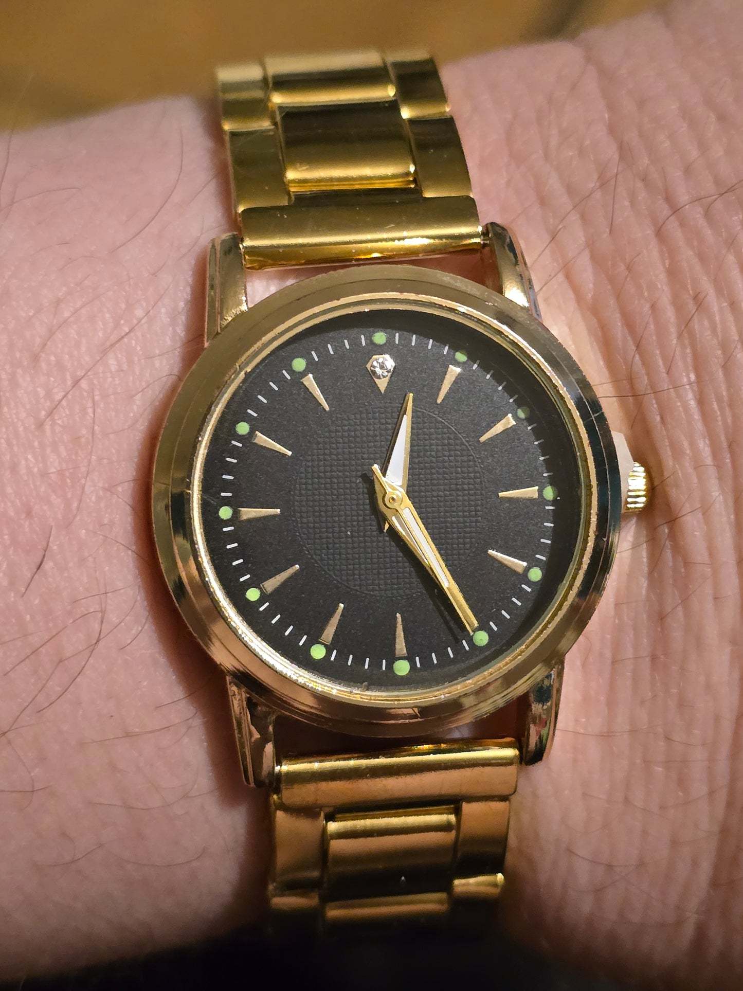 Ladies Gold Coloured Quartz Watch - New - 1