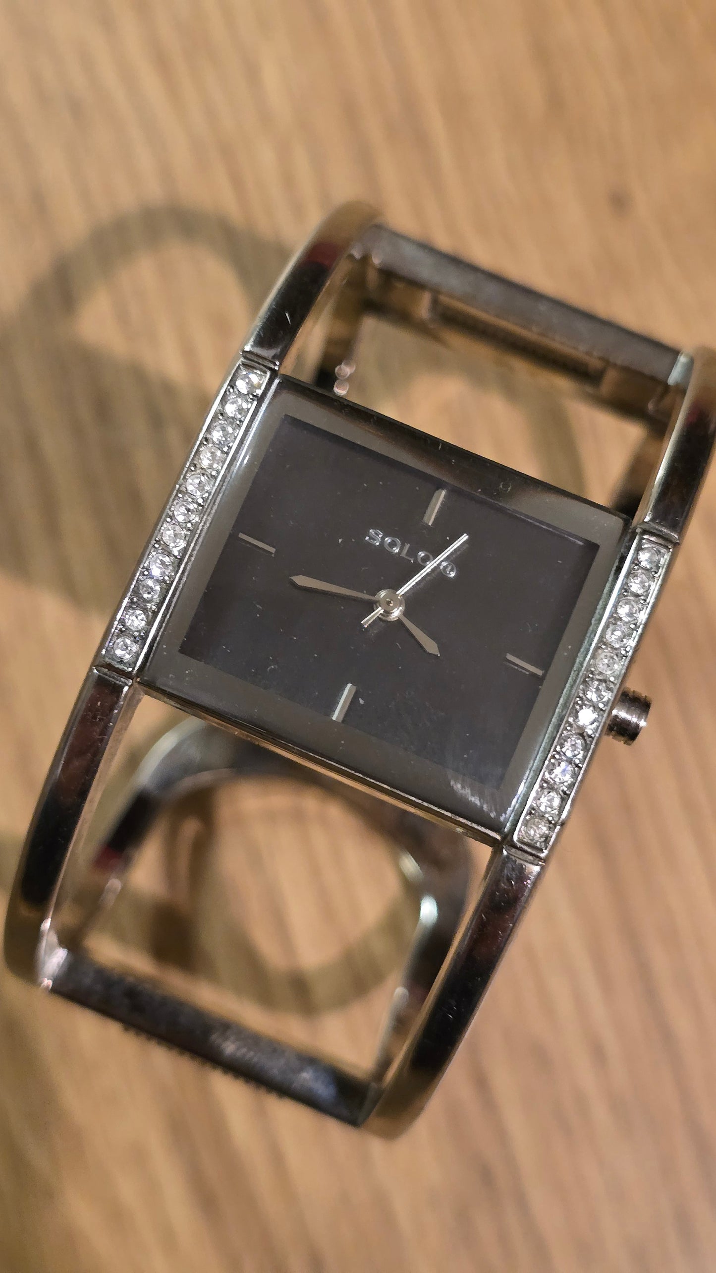 Solo Ladies Quartz Dress Watch - Pre-owned
