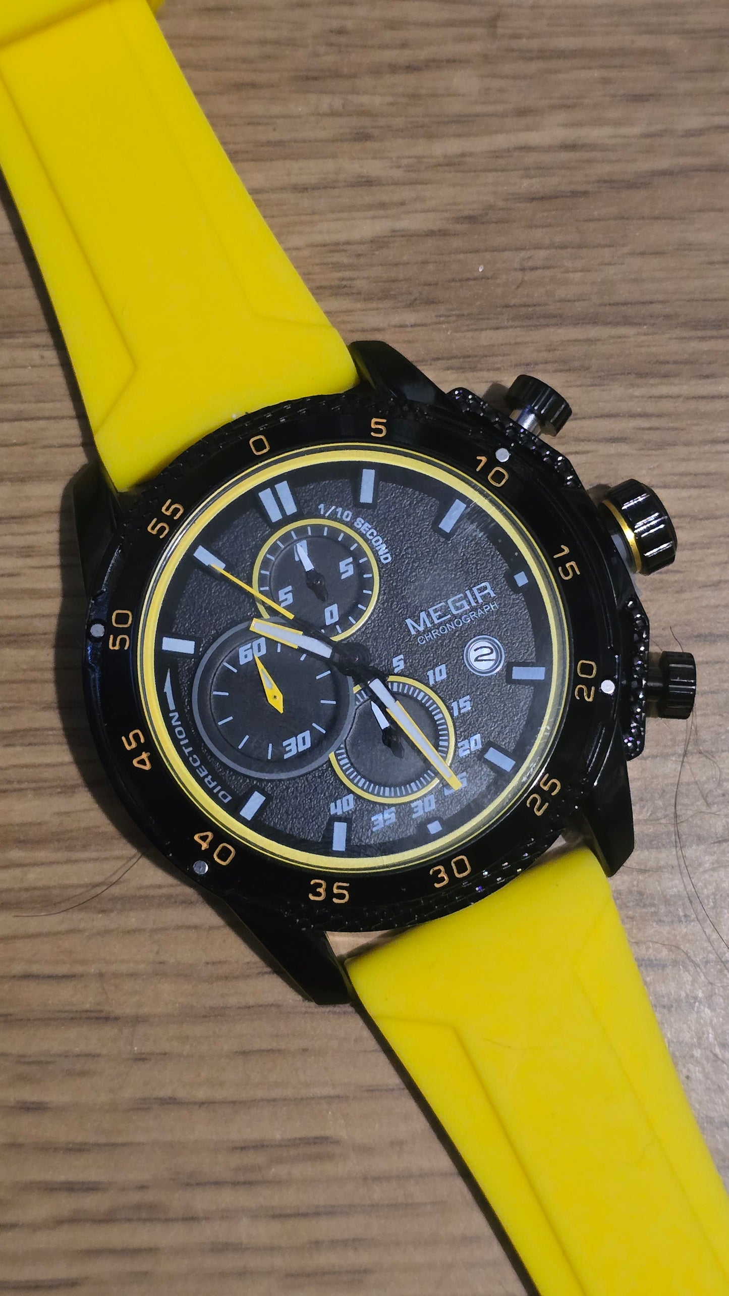 Megir Mens Chronograph Quartz Watch - New - Yellow - 1