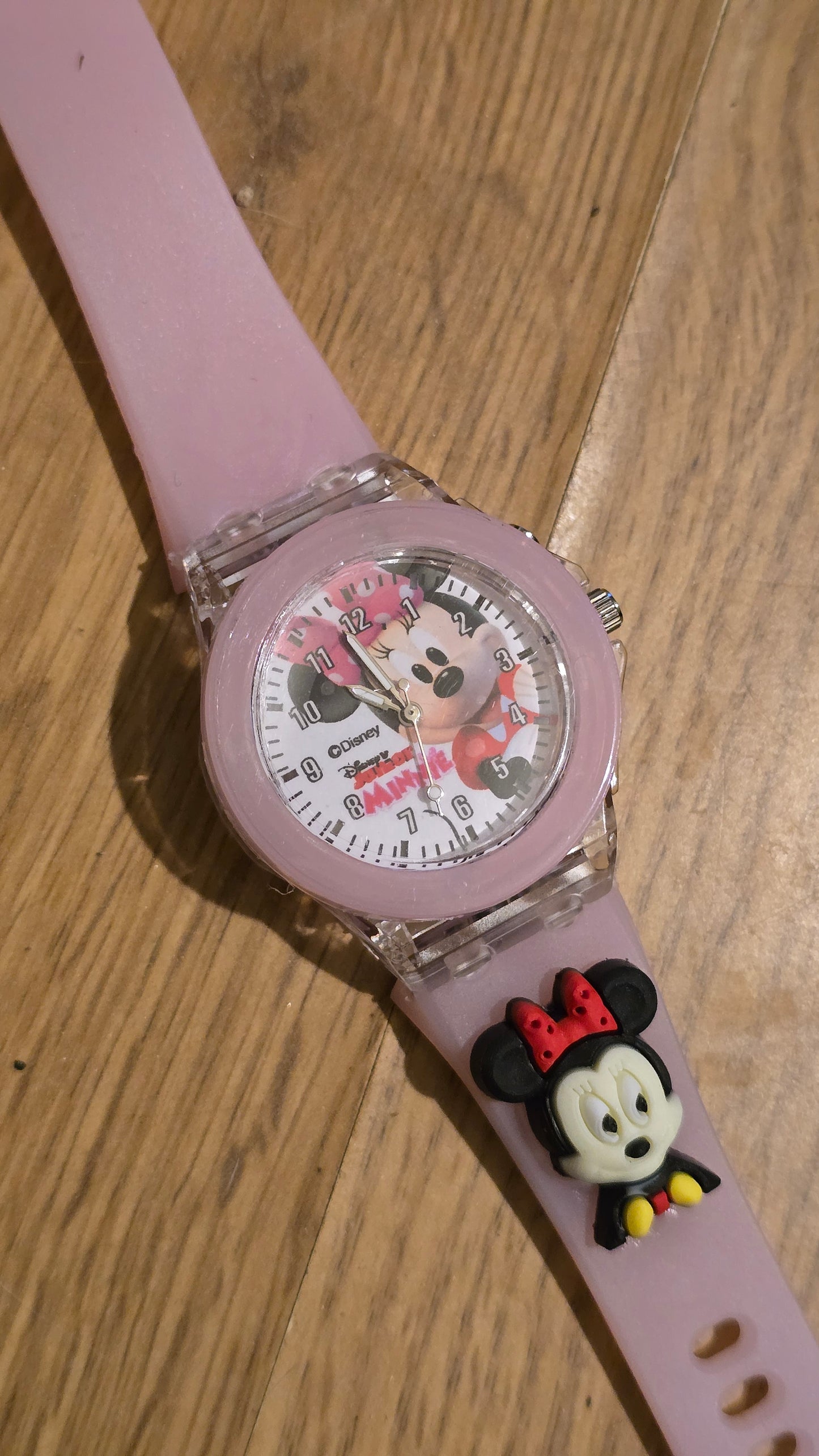 Disney Minnie Mouse Girls Quartz Watch - New
