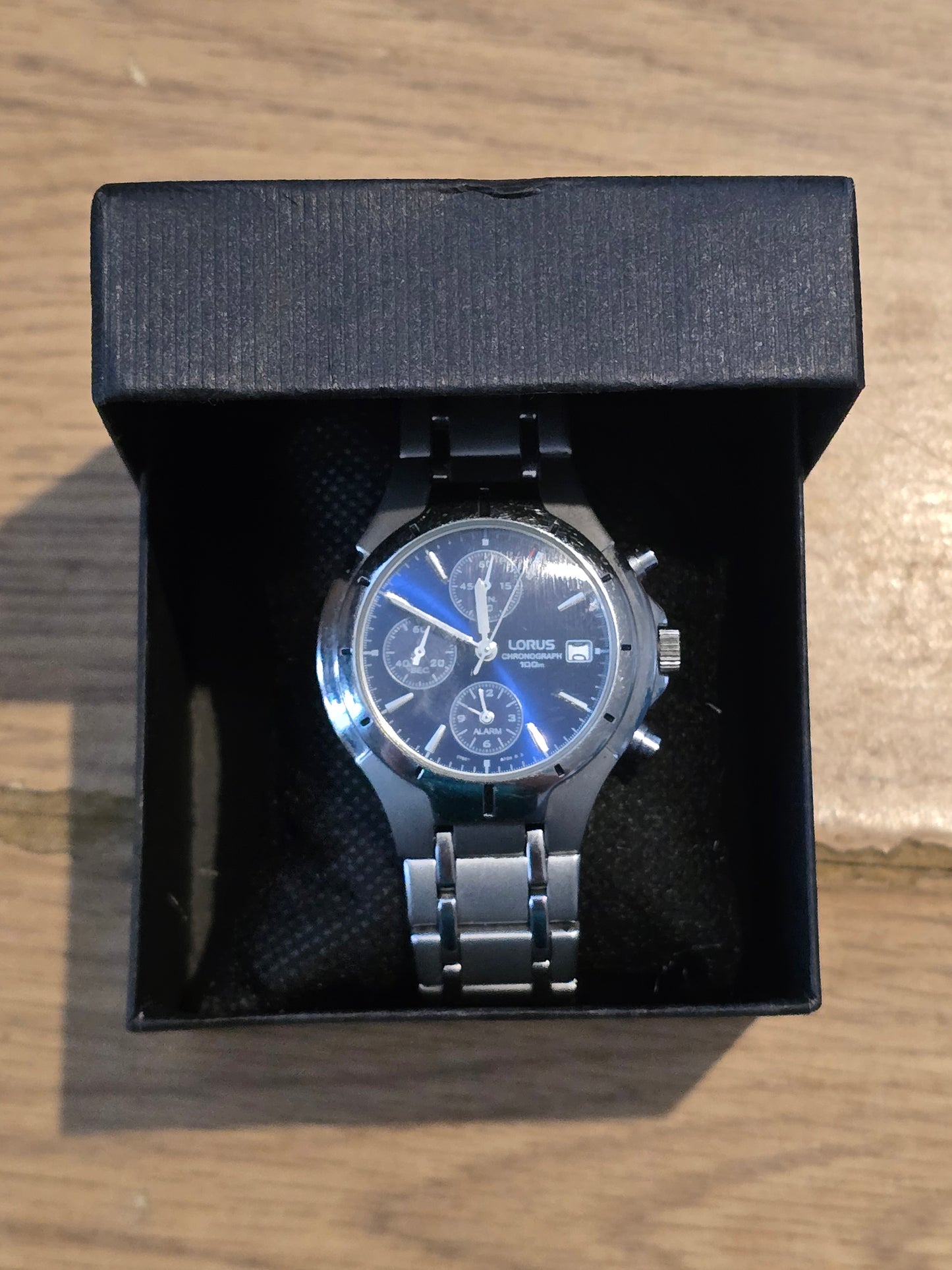 Lorus Mens Chronograph Quartz Watch - pre-owned - 1