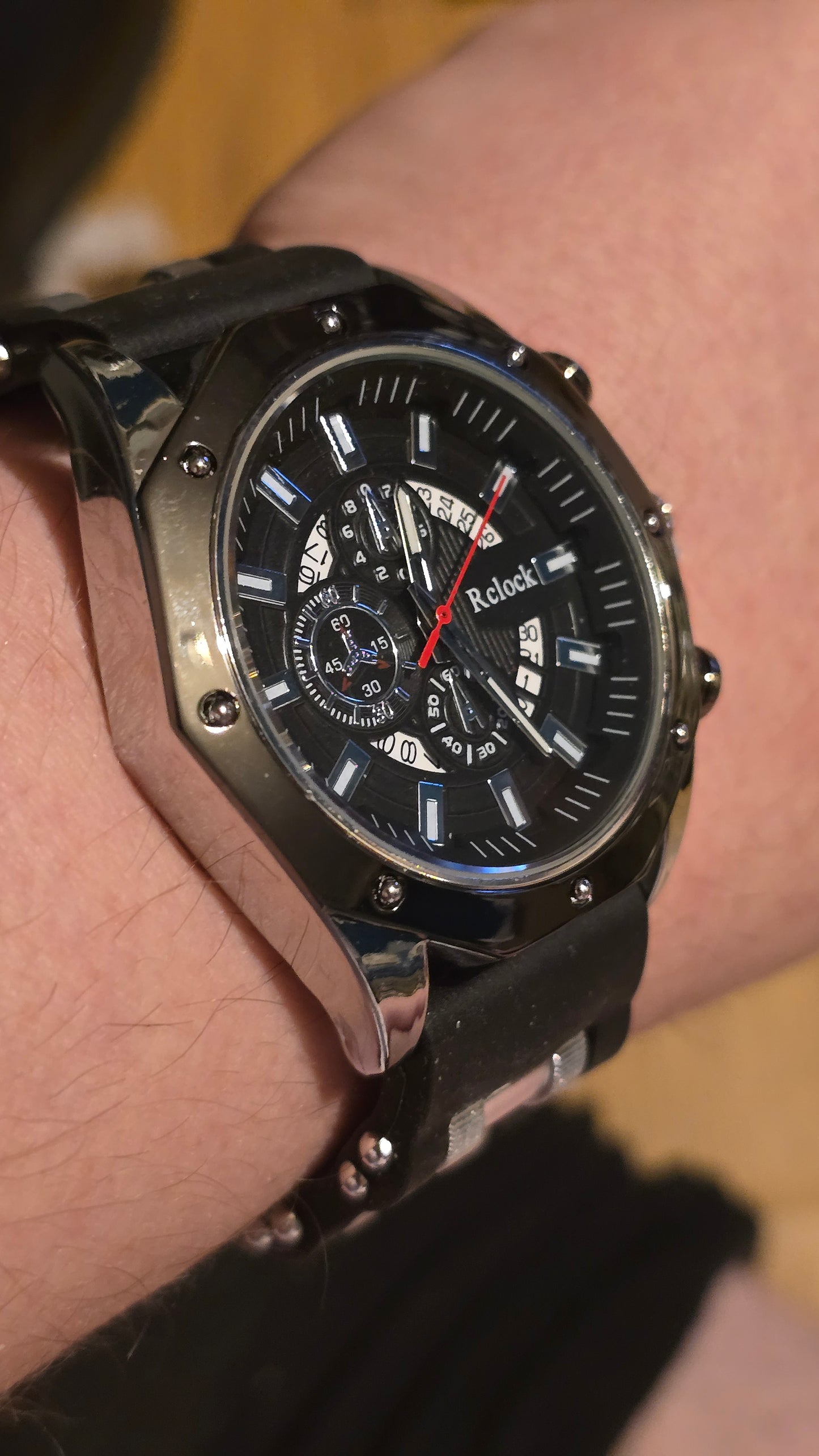 RClock Mens Quartz Watch - New