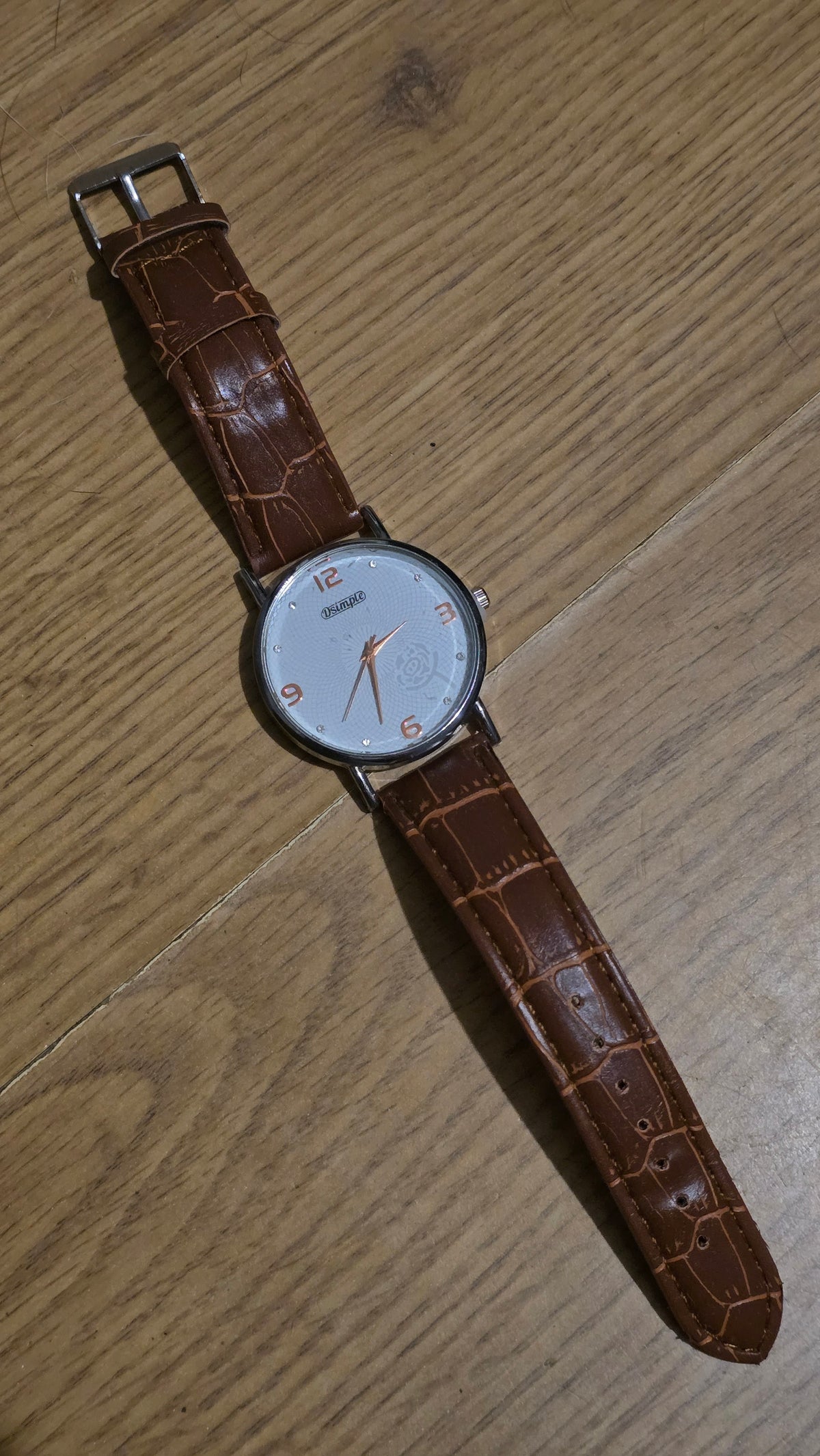 DSimple Mens Quartz Watch - New - 1