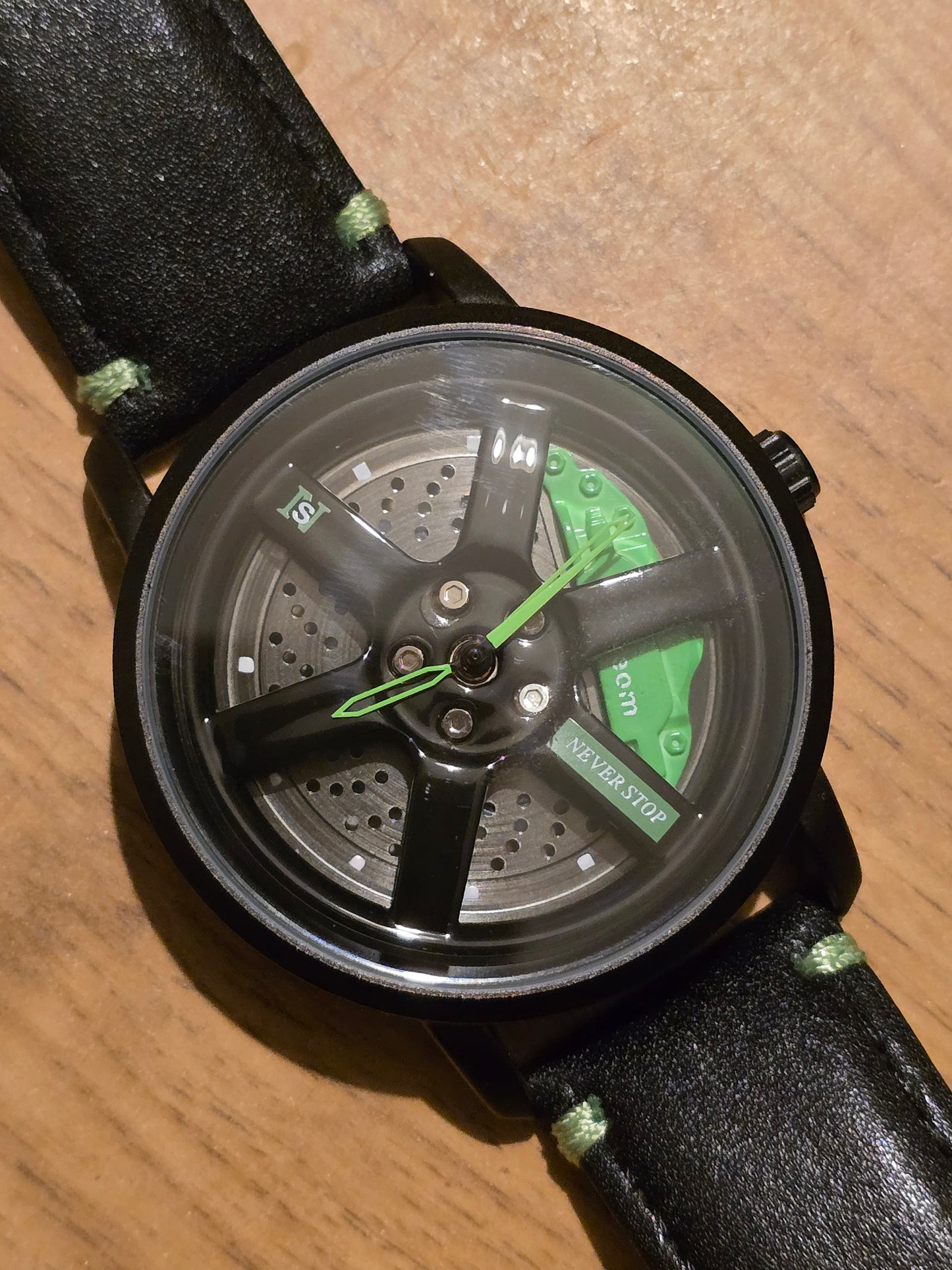 Never Stop Alloy Wheel Design Mens Quartz Watch with Rotating Face - Green - New - 1