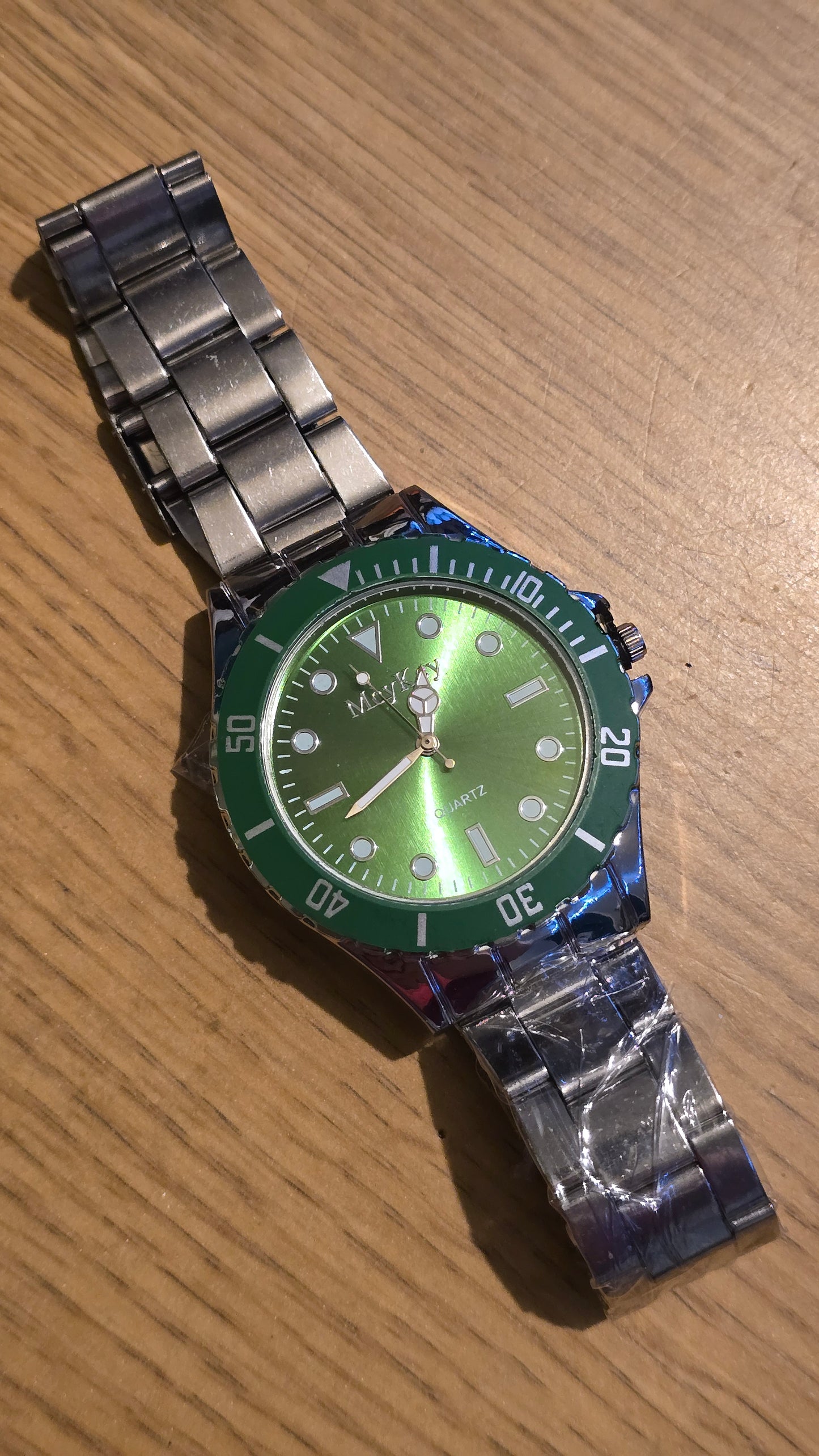 MeyKey Mens Quartz Watch - Green - New